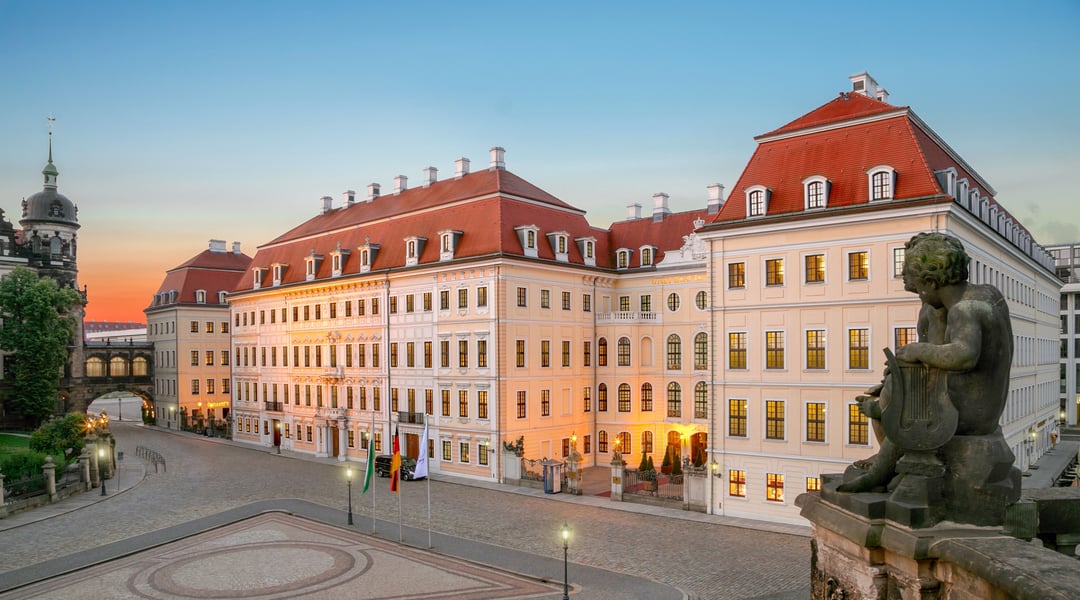 Hotel Taschenbergpalais Kempinski Dresden_Exterior by day_copyright Kempinski Hotels.jpg