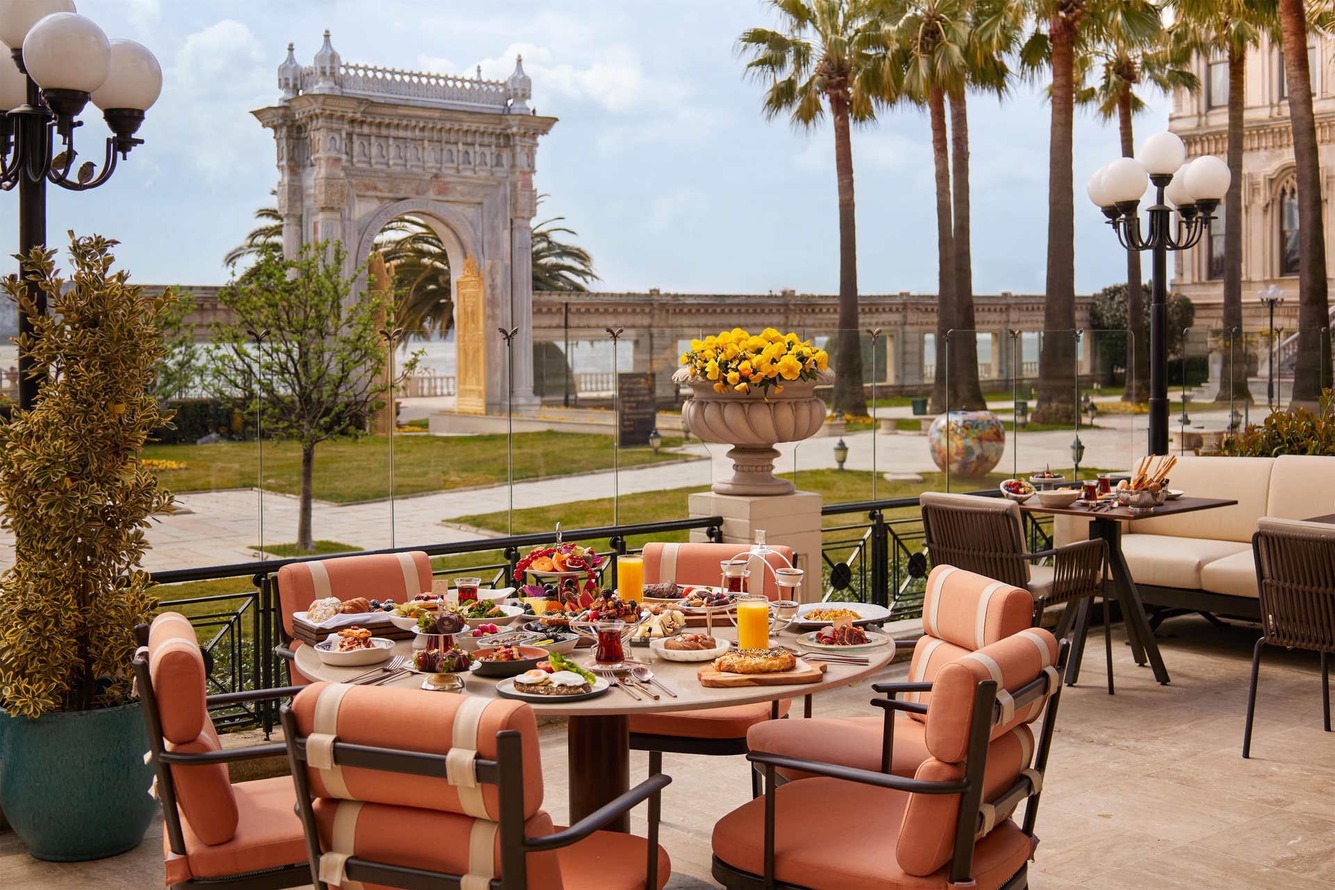 The Legendary Sunday Brunch Tradition  of Çırağan Palace is Back