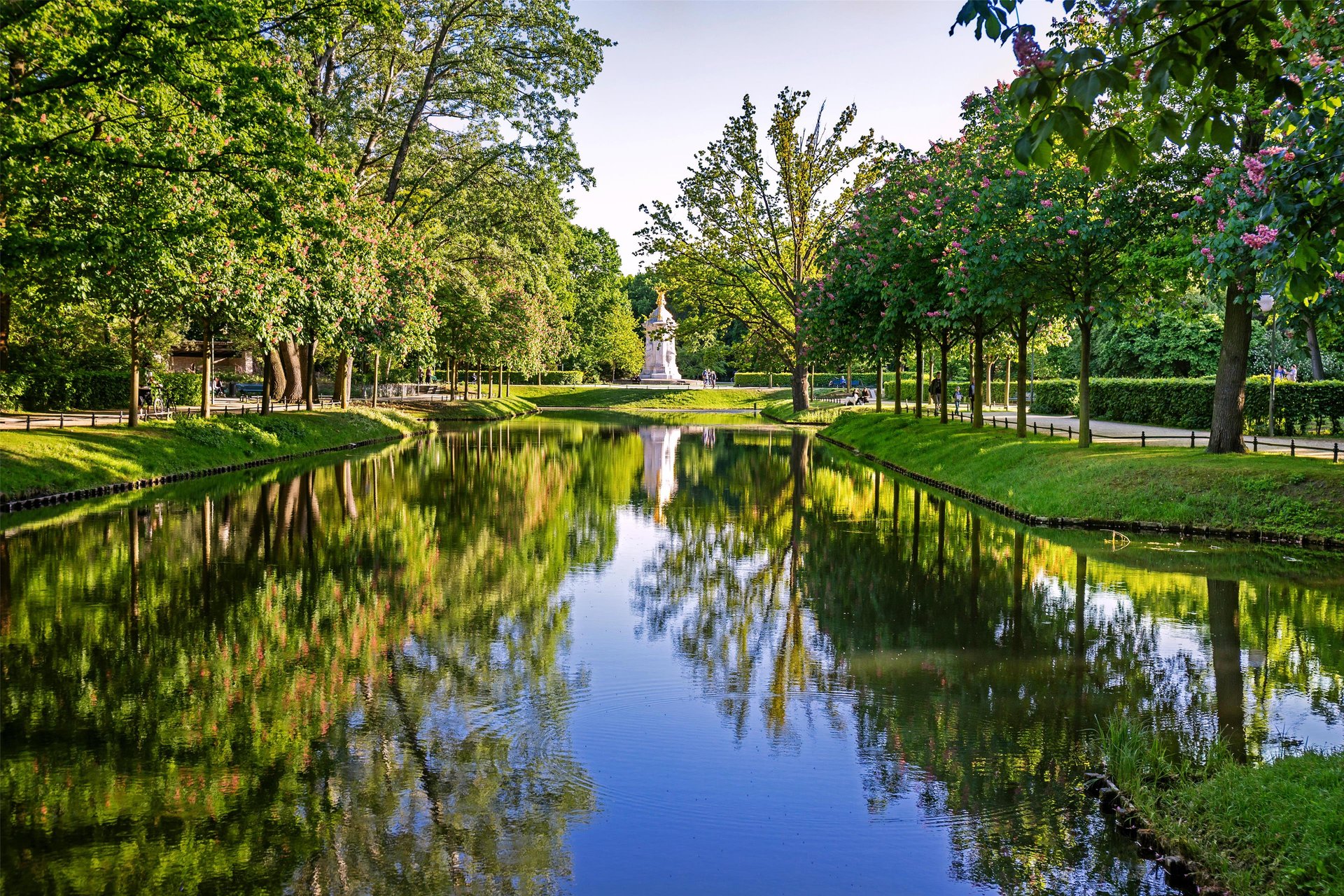 Hotel Adlon Kempinski Berlin - Local attraction