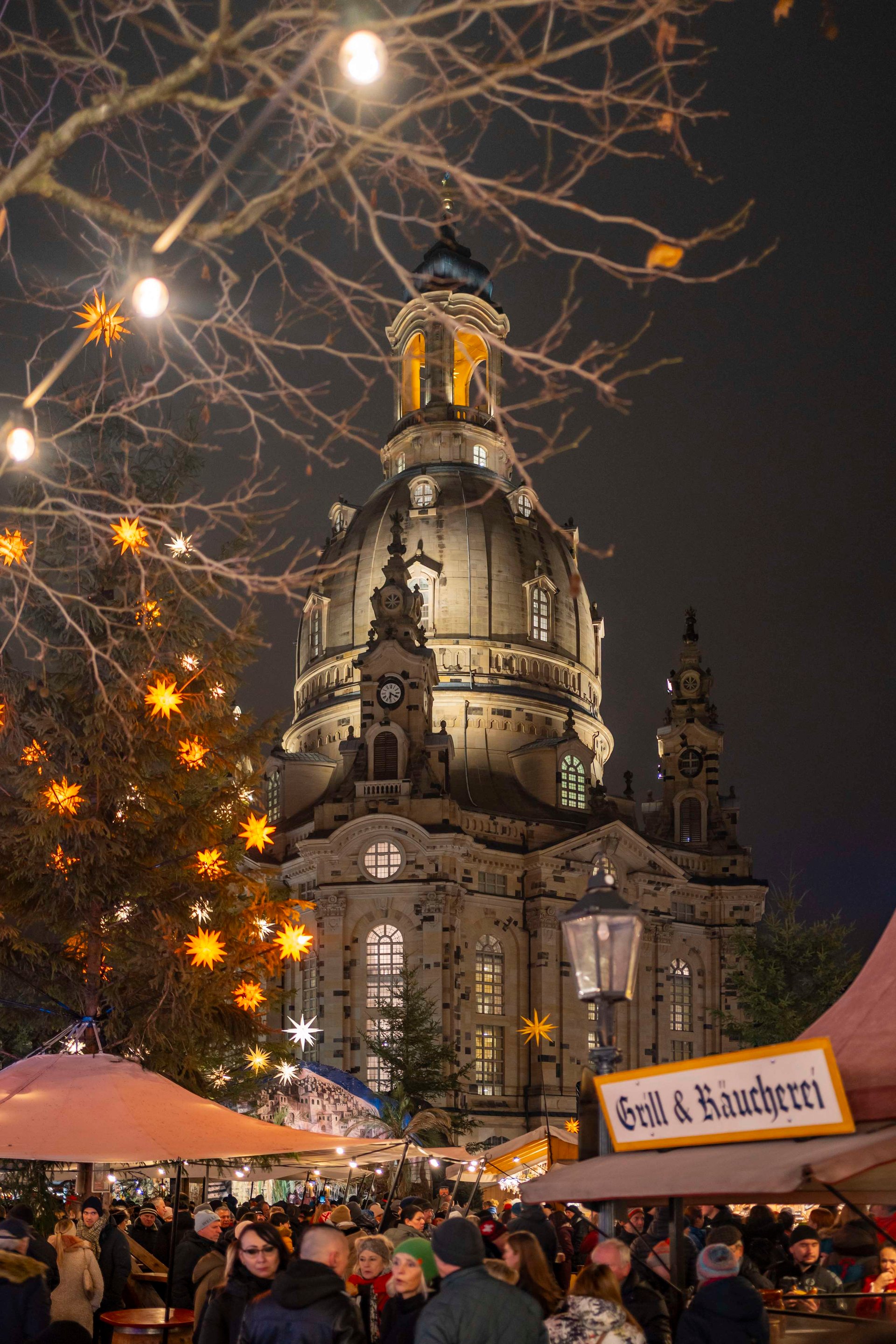 Frauenkirche in Dresden bei Nacht