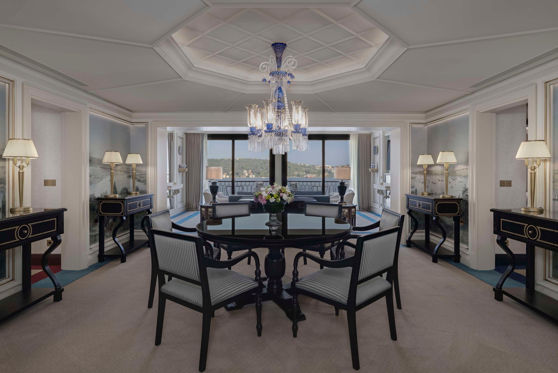 Pasha Suite