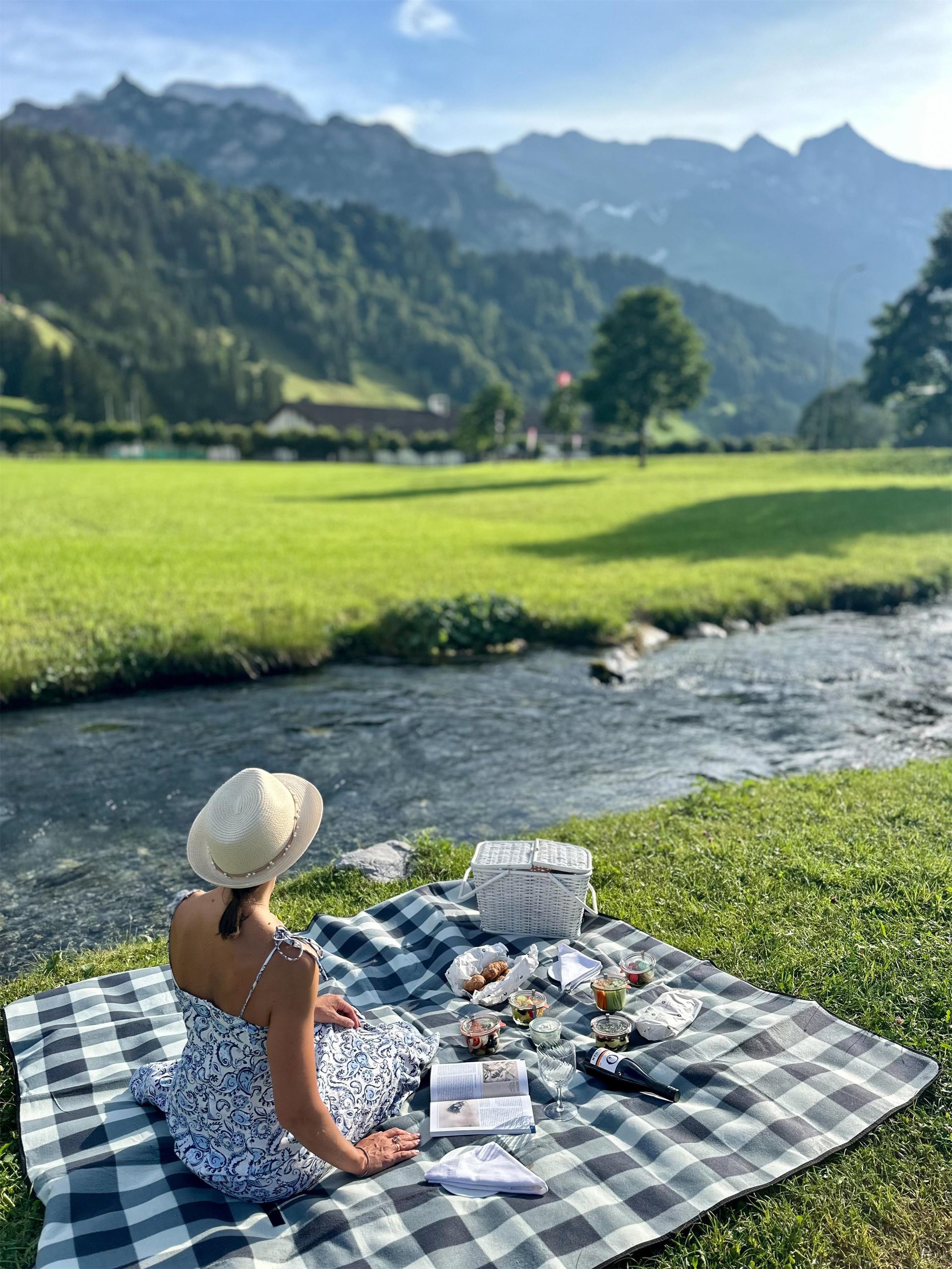 Kempinski Picnic Basket