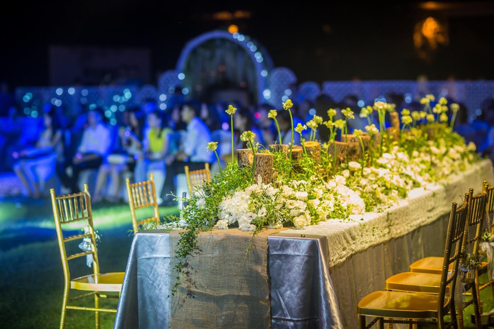 Lakeside Lawns for Weddings