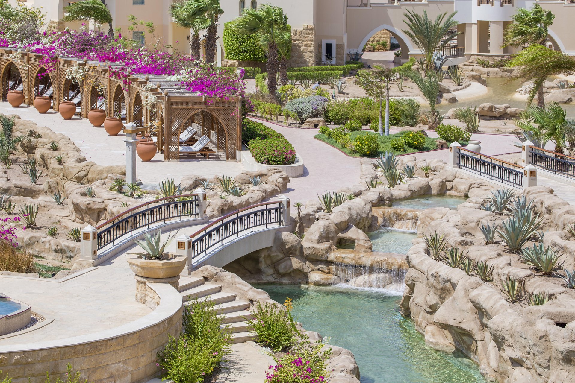 Kempinski Hotel Soma Bay - Pool view