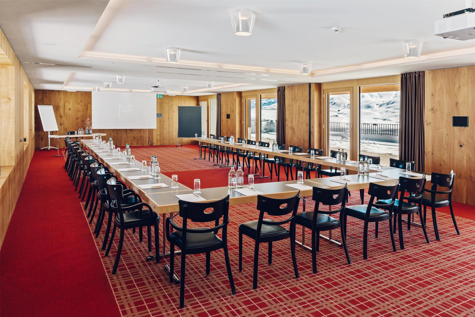 Frutt Lodge - Meeting room