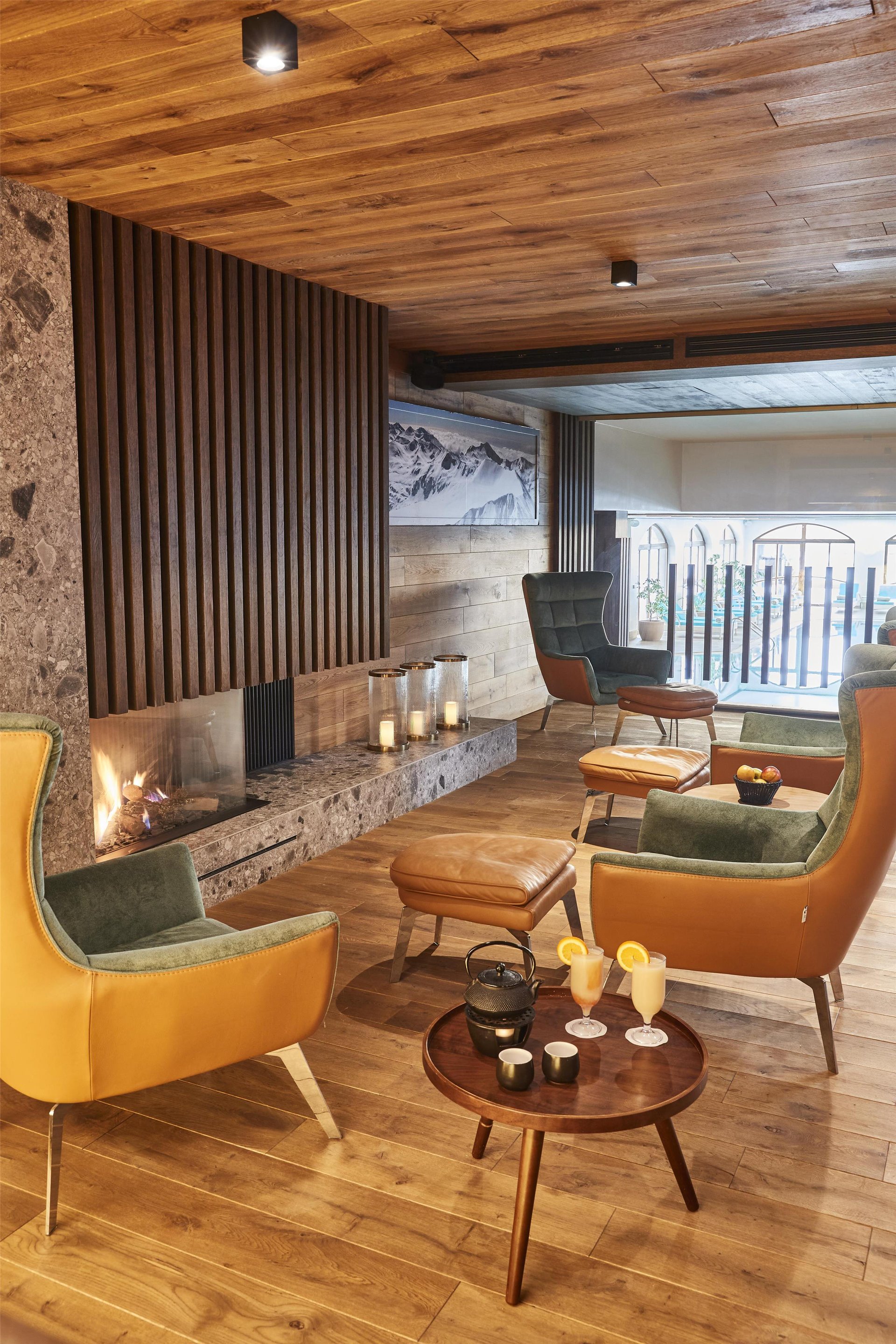 Kempinski Hotel Grand Arena Bansko Bulgaria - BarLounge