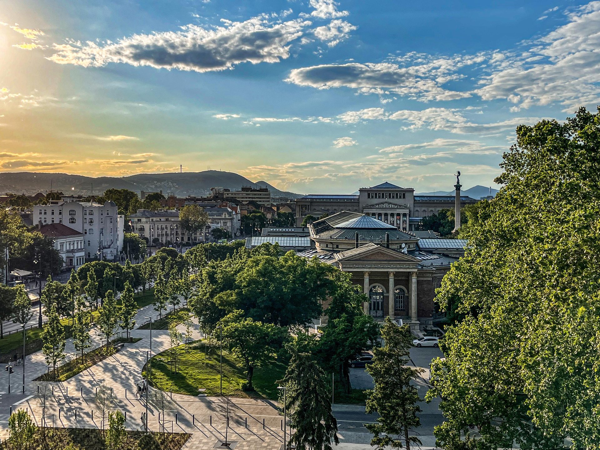 Kempinski Hotel Corvinus Budapest - 当地景点