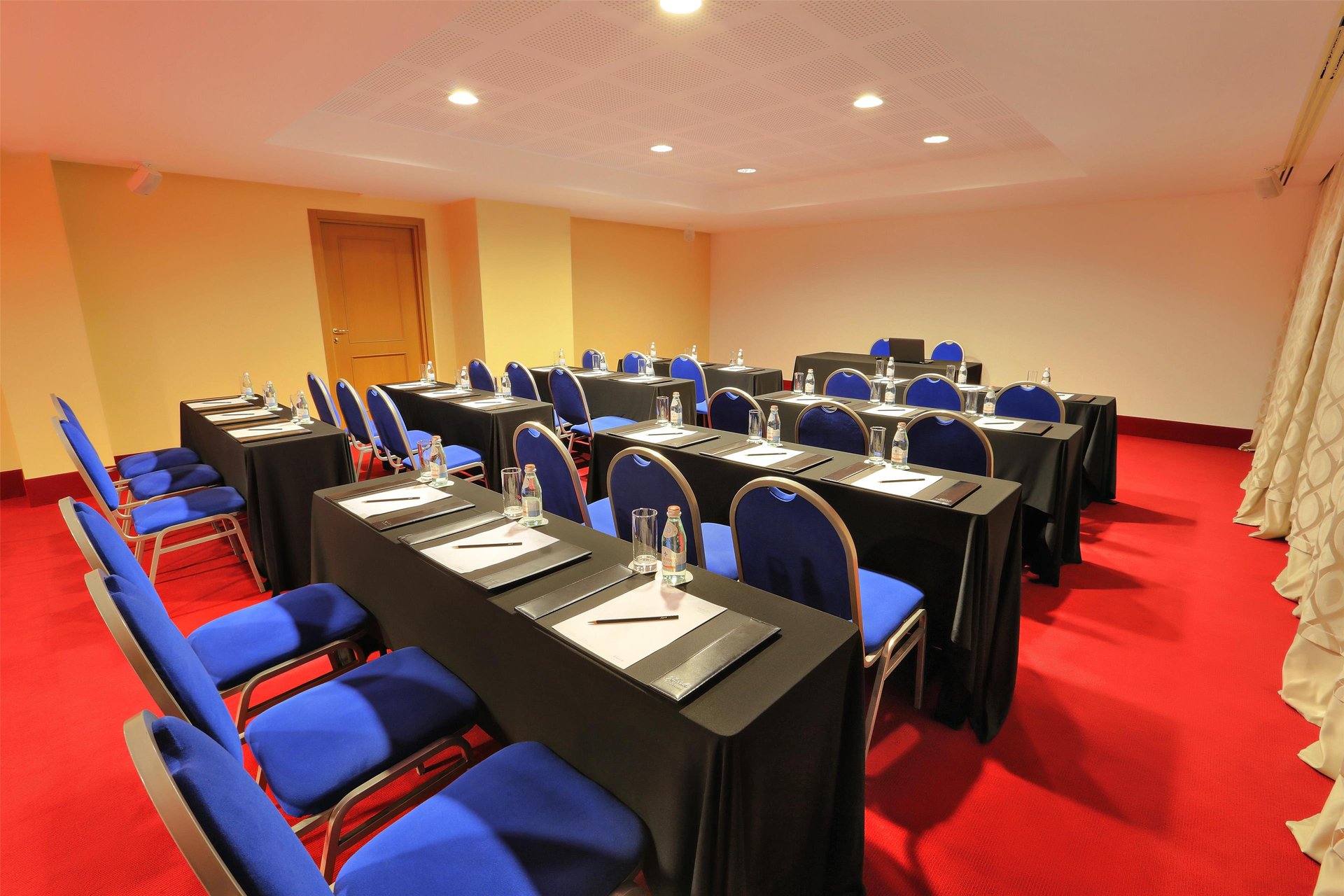Kempinski Hotel Grand Arena Bansko Bulgaria - Meeting room
