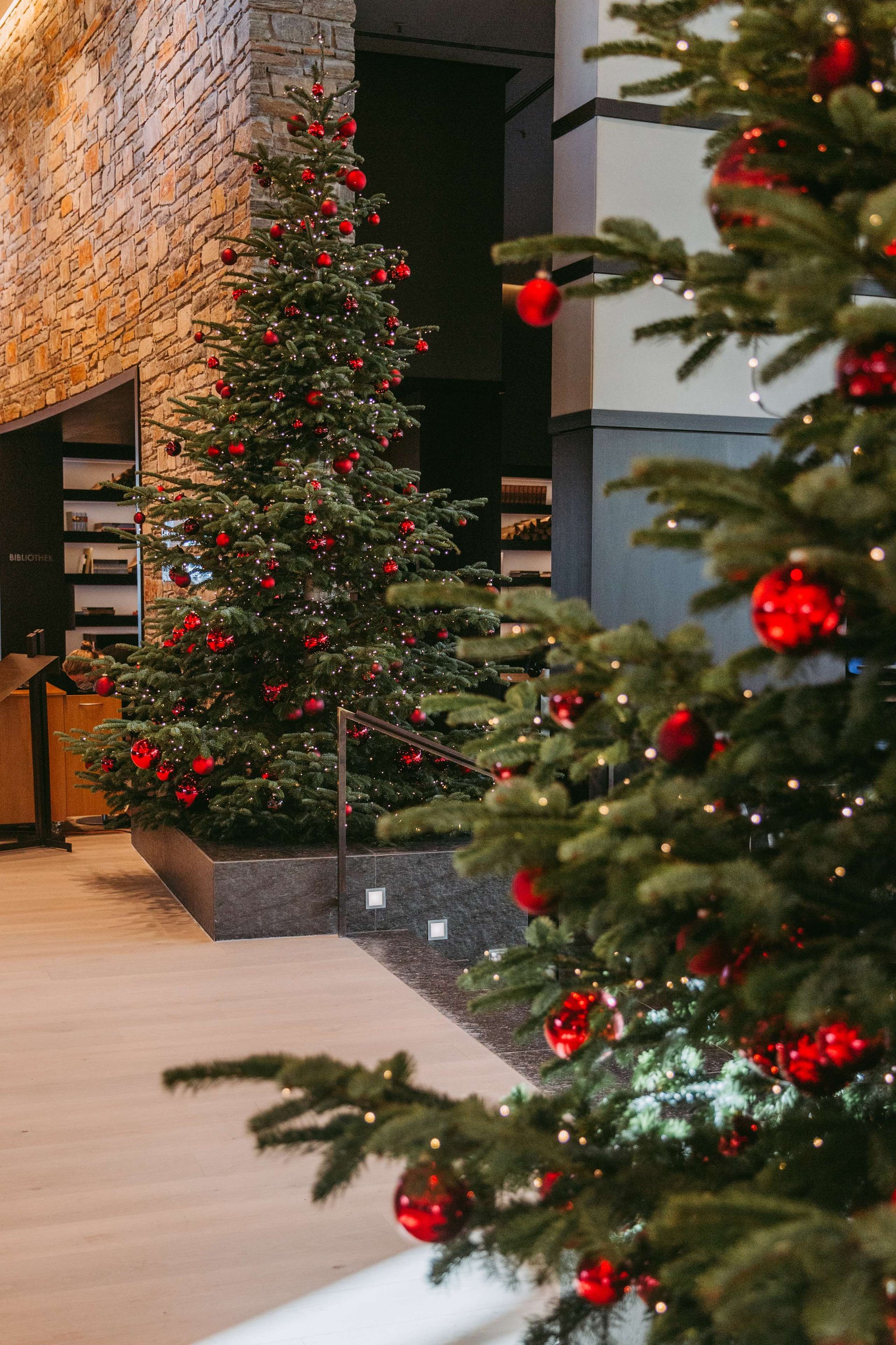 Kempinski Hotel Berchtesgarden - Lobby view