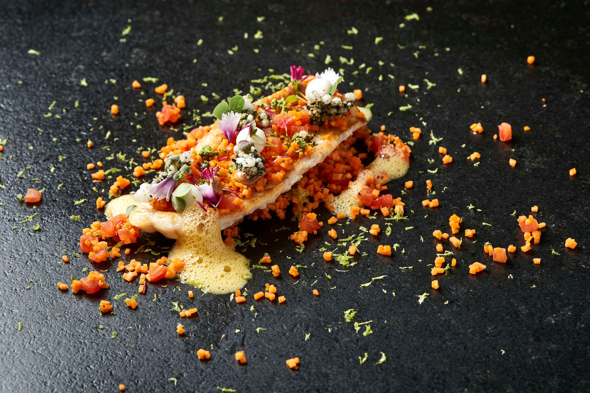 2** Michelin meets Streetfood