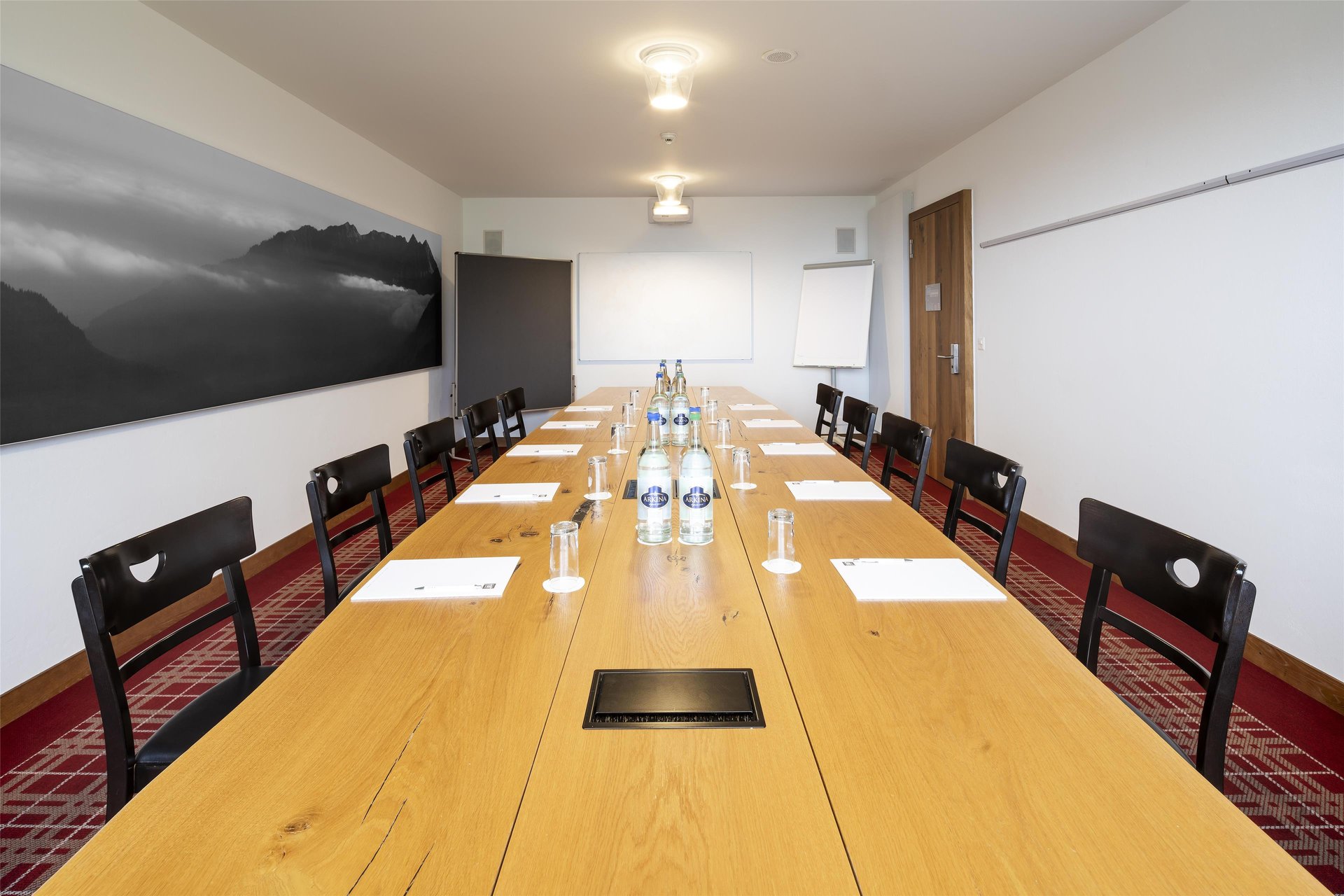 Frutt Lodge - Meeting room