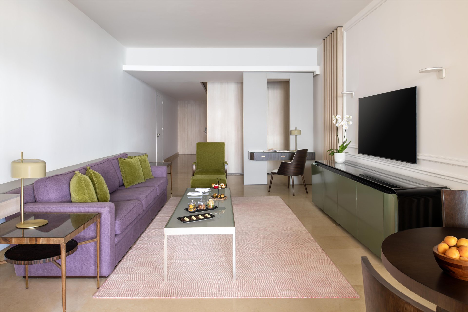 Kempinski Hotel Ishtar Dead Sea Jordan - Executive Suite - Living Room 