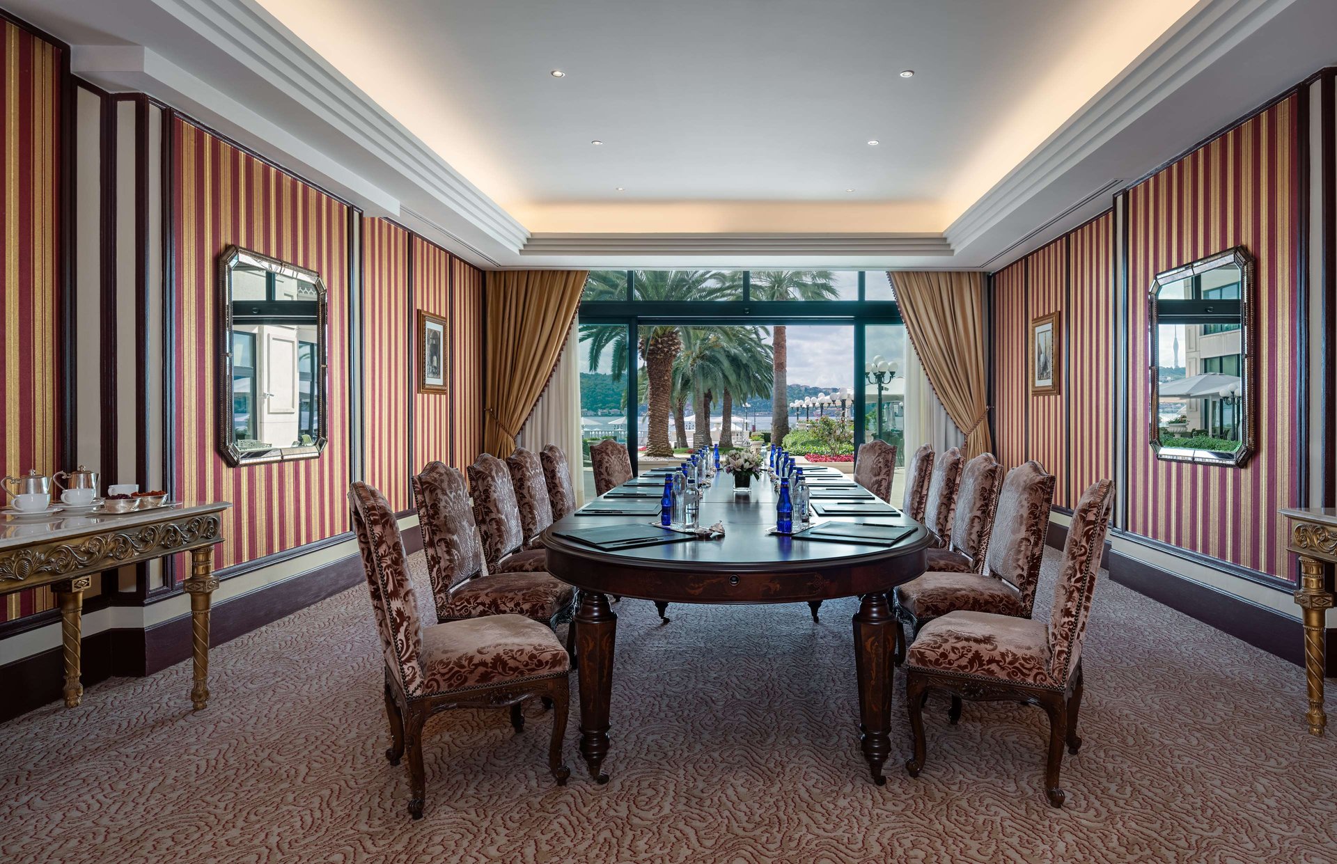 Ciragan Palace Kempinski Istanbul - Meeting room
