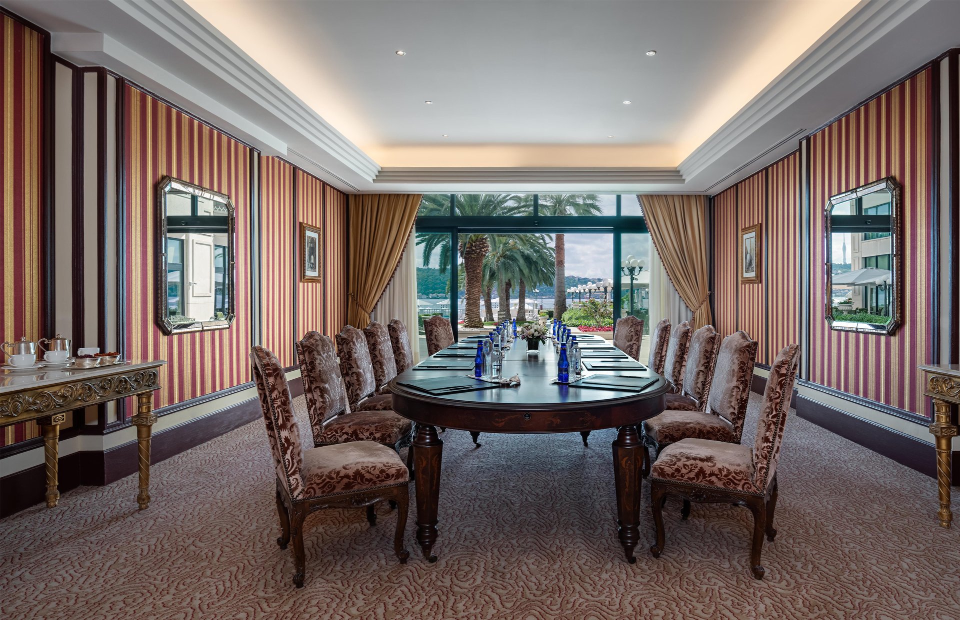 Ciragan Palace Kempinski Istanbul - Конференц-зал