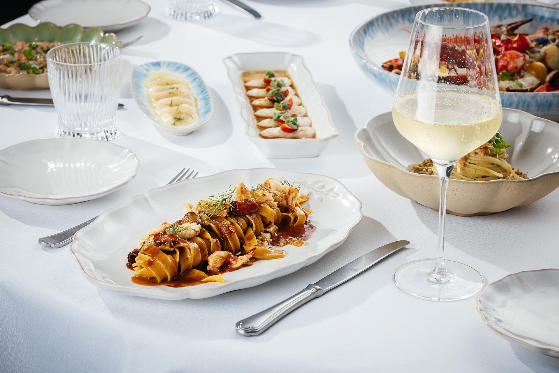 Kempinski Hotel Mall of the Emirates Dubai - Restaurant