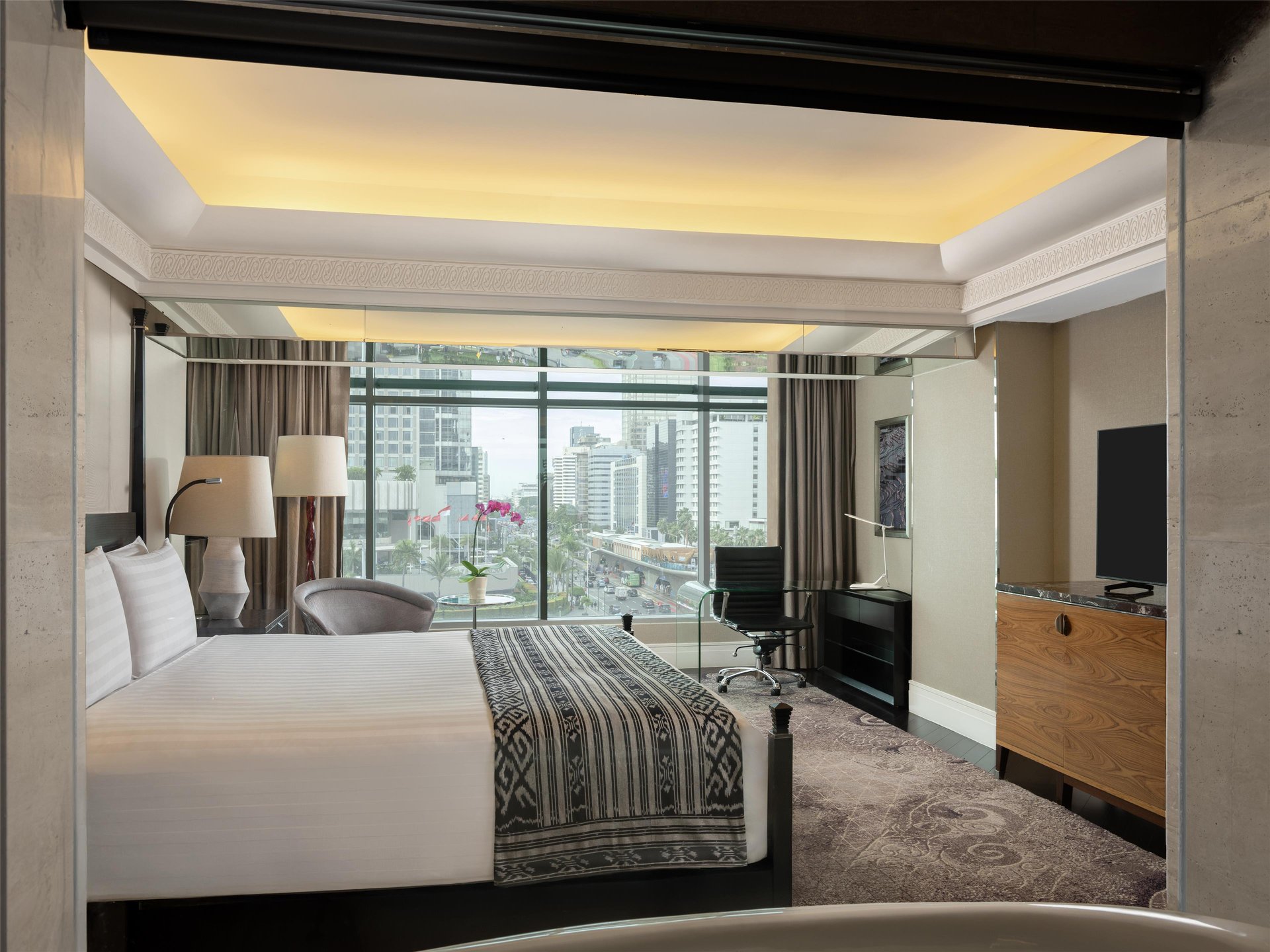 Hotel Indonesia Kempinski Jakarta - Deluxe King Bundaran HI View