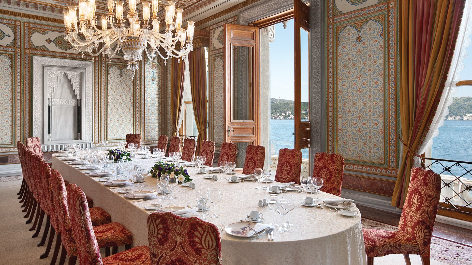Events_IST_MeetingRoom_1920x1080px.jpg
