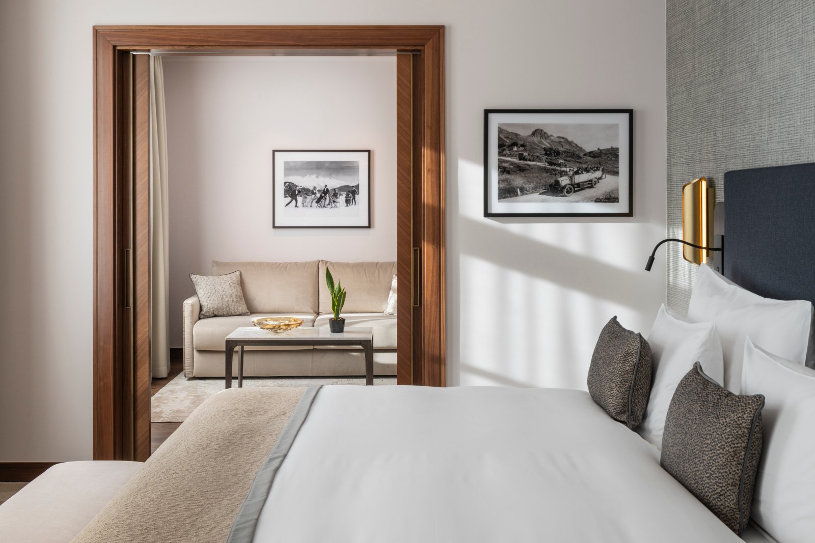 KISMV Premier Junior Suite 330 (4).jpg