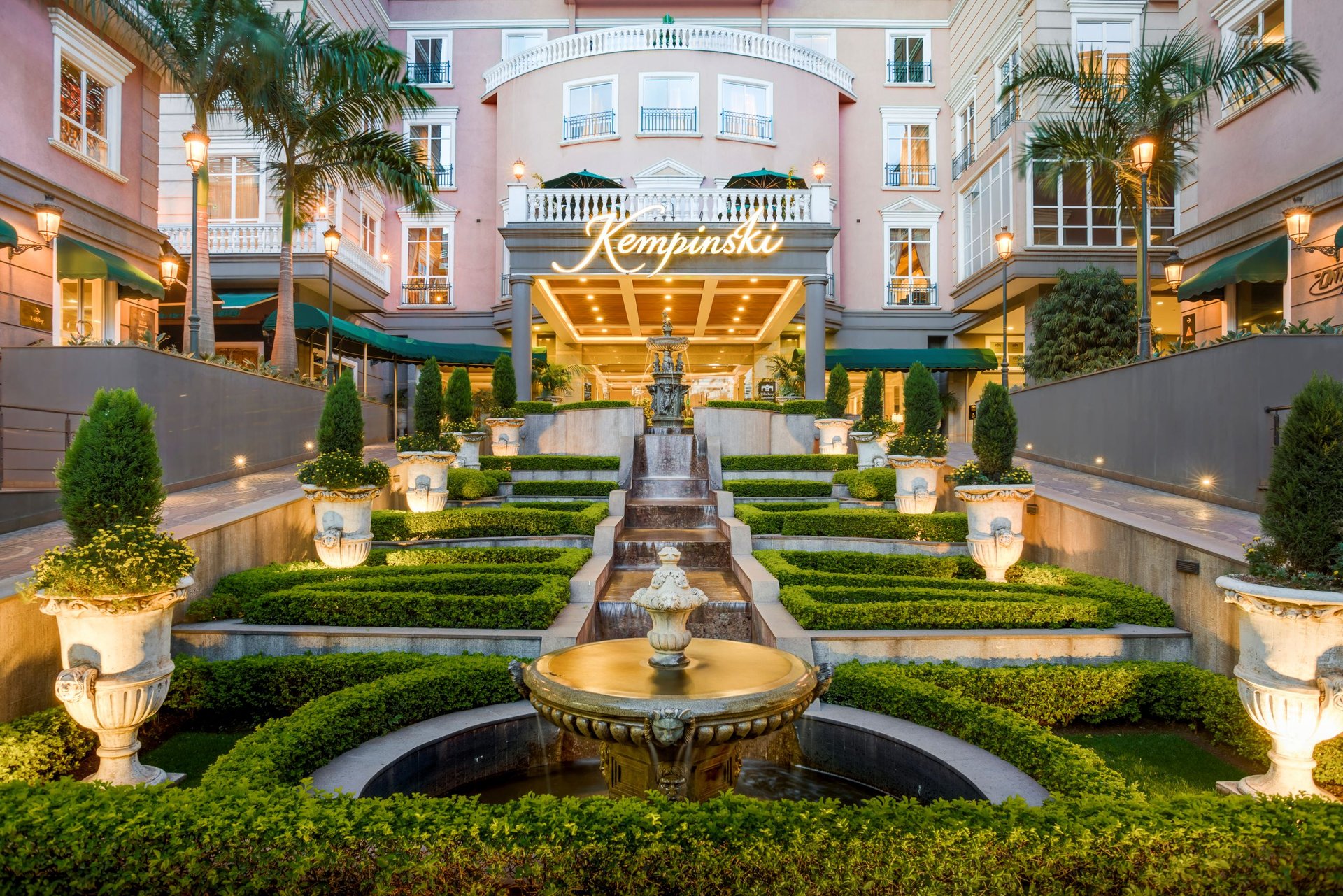 KINBO1-Exterior_High Res_11384.jpg