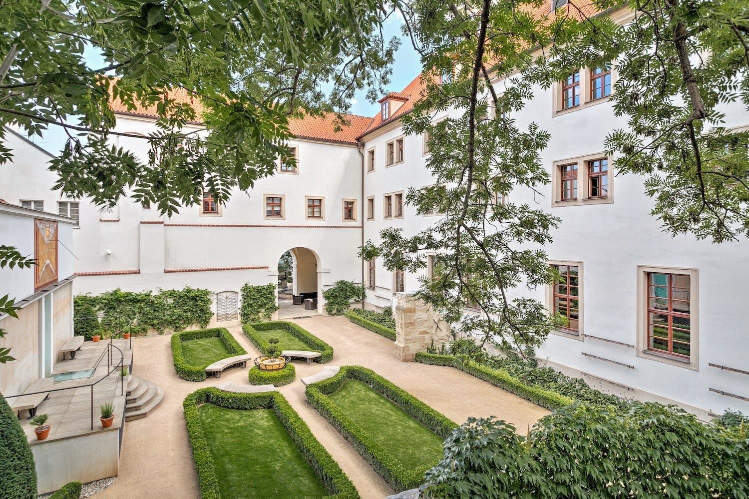 The Augustine Hotel Prague - Hotelanlagen