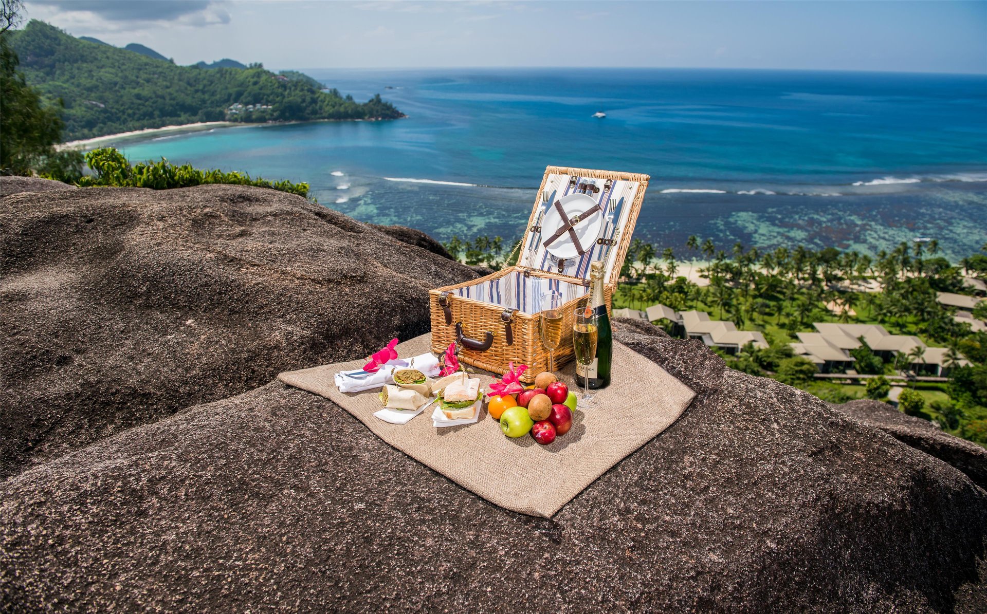 Kempinski Seychelles Resort Baie Lazare - Beach