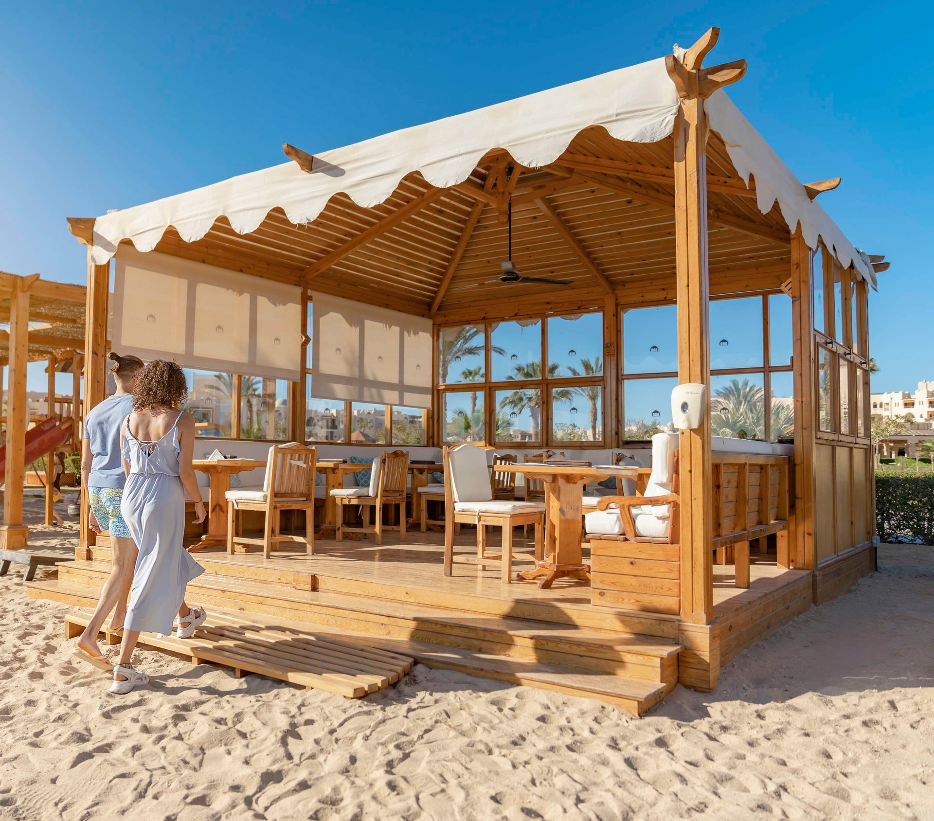 Beachcomber Bar