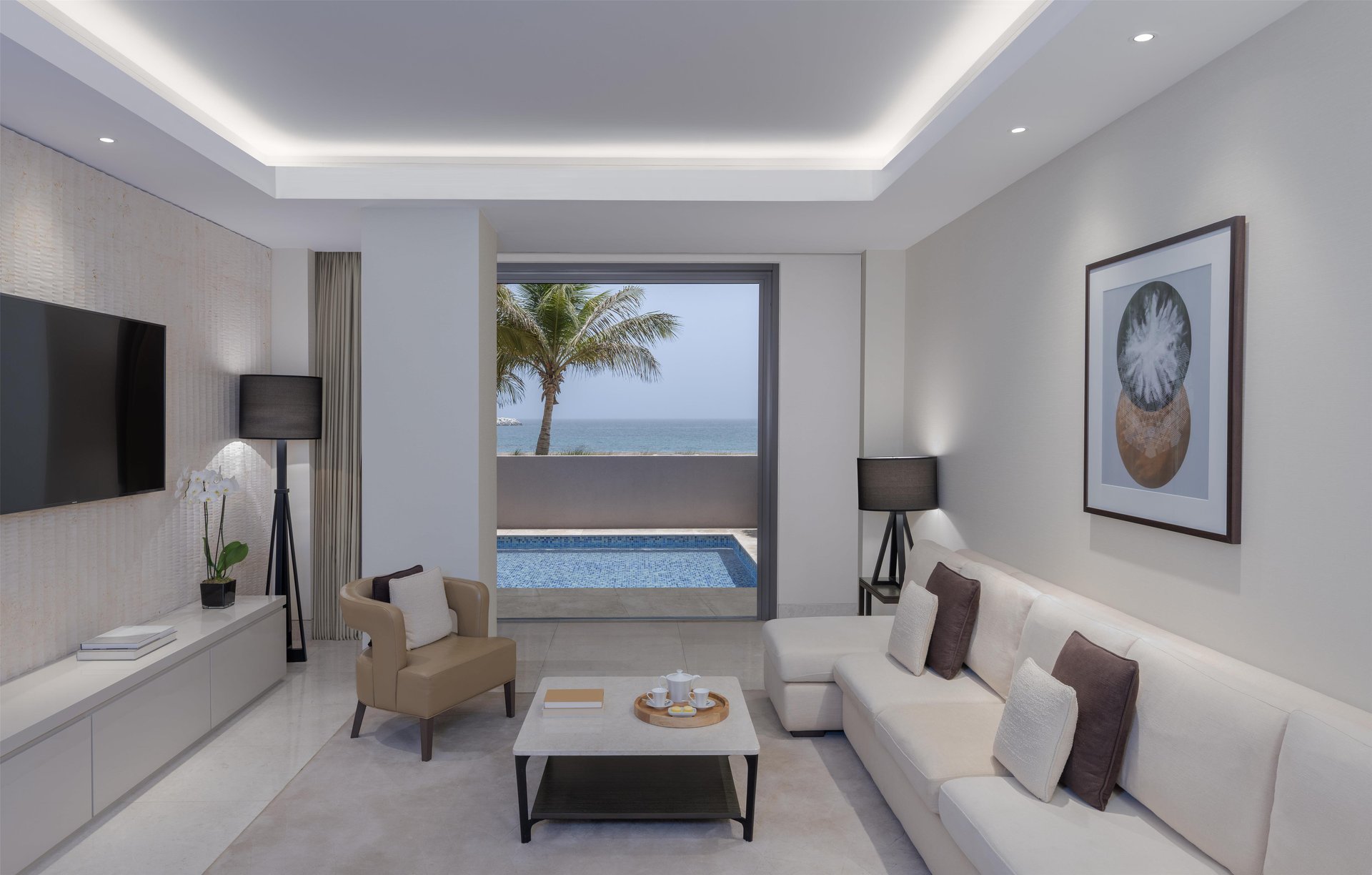 Kempinski Hotel Muscat Oman - GRAND DELUXE PLUNGE POOL SUITE