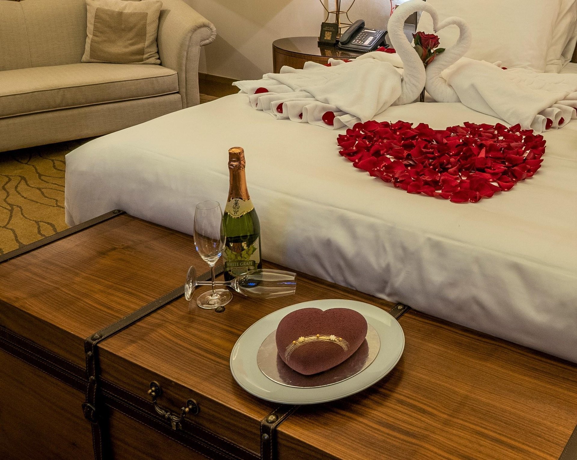 Kempinski Hotel The Pearl Marsa Malaz - Miscellaneous