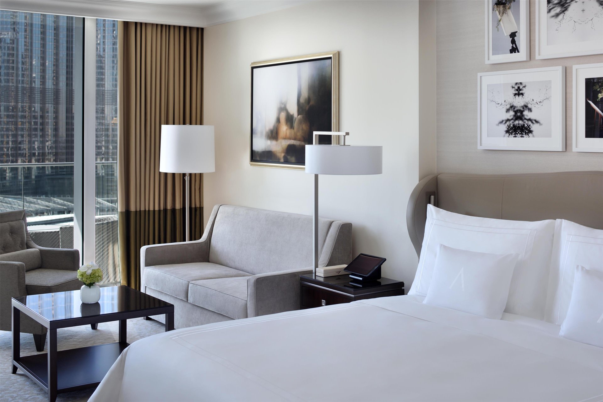 Kempinski The Boulevard Dubai - Guest room