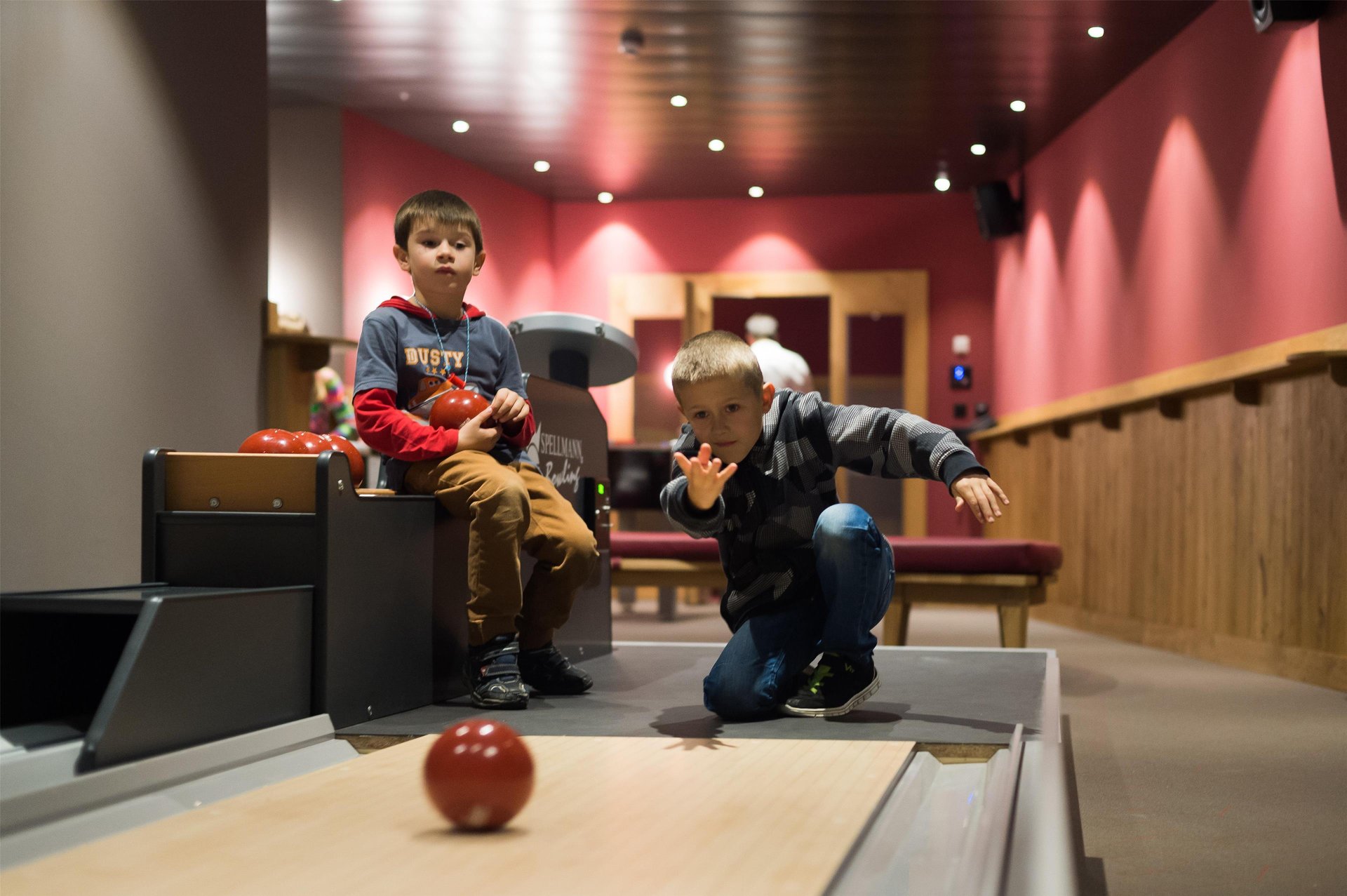 Frutt Lodge - Local attraction