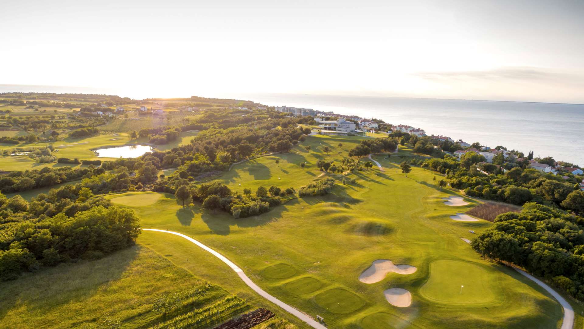 Golf at the Coast