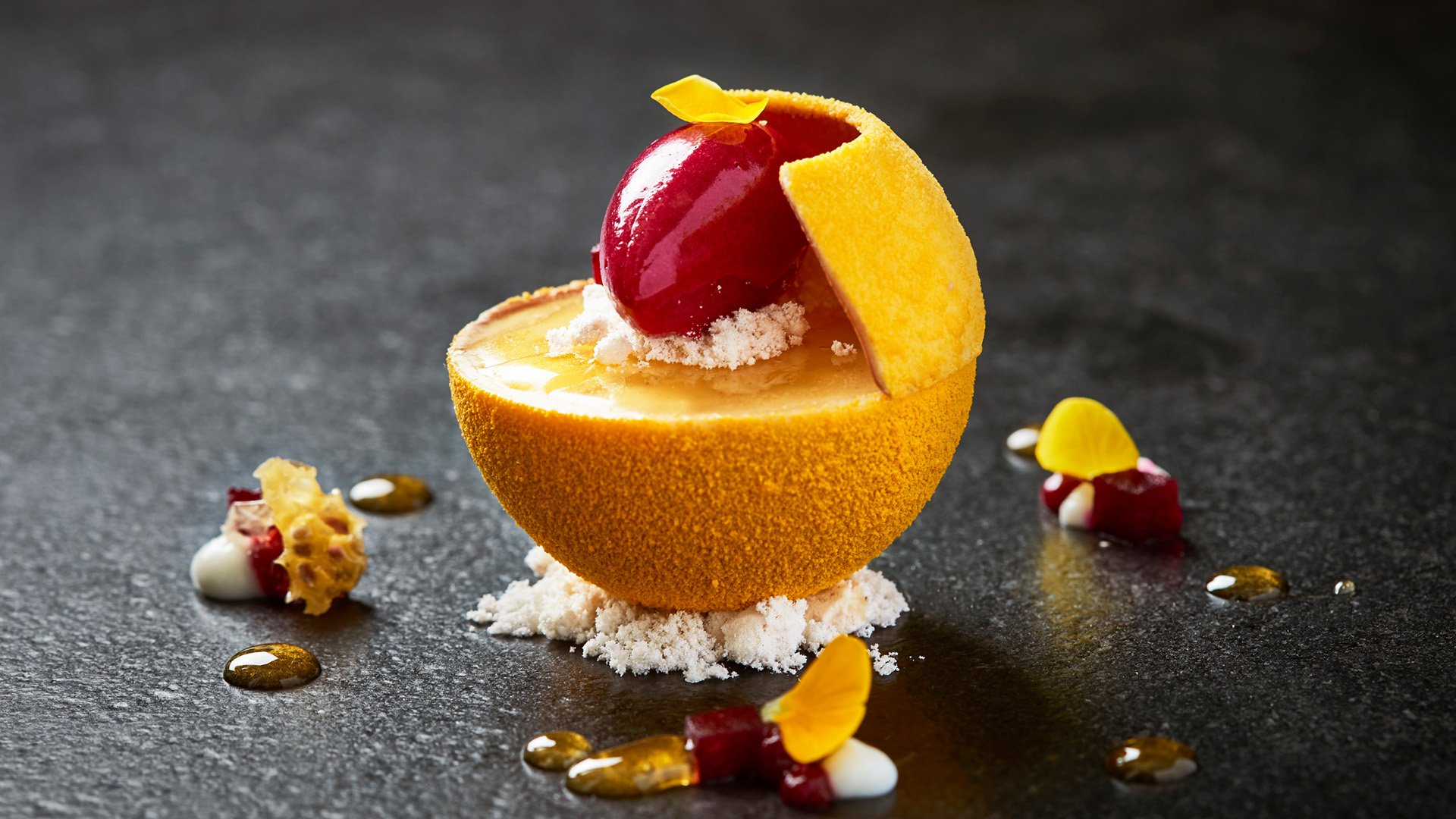 Dishes_PUR_Dessert_SZG1_ClaesBechPoulsen_1920x1080px.jpg