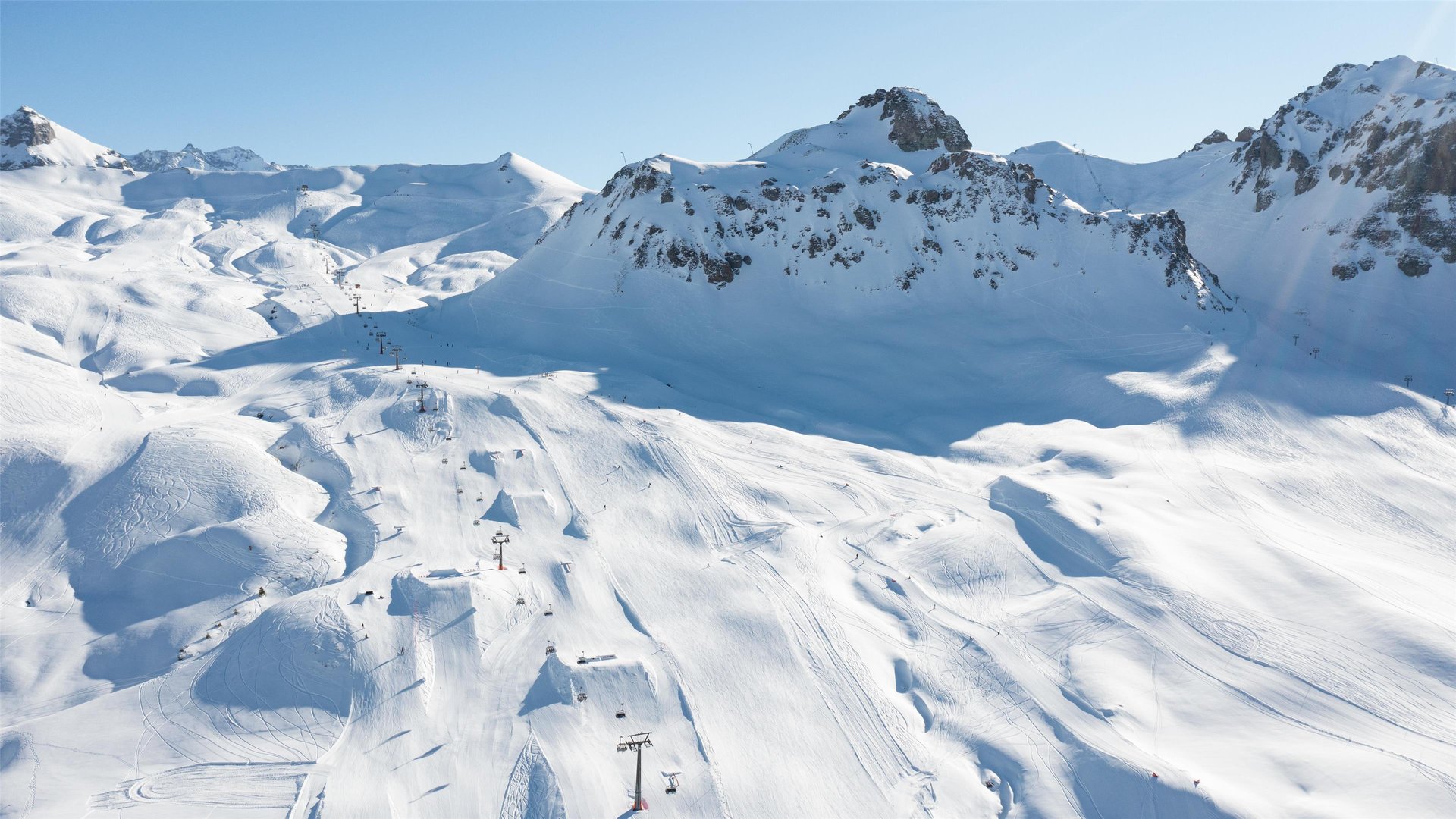 Frutt Lodge - Local attraction