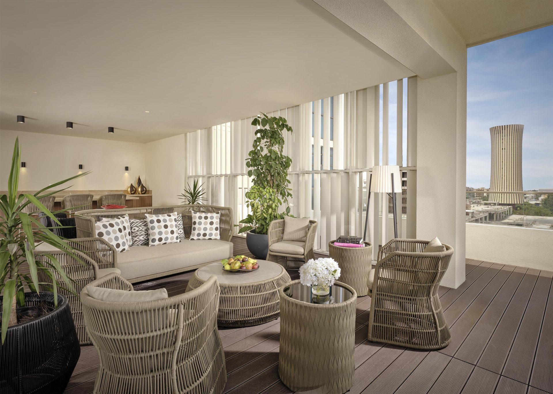 diplomatic-suite-terrace