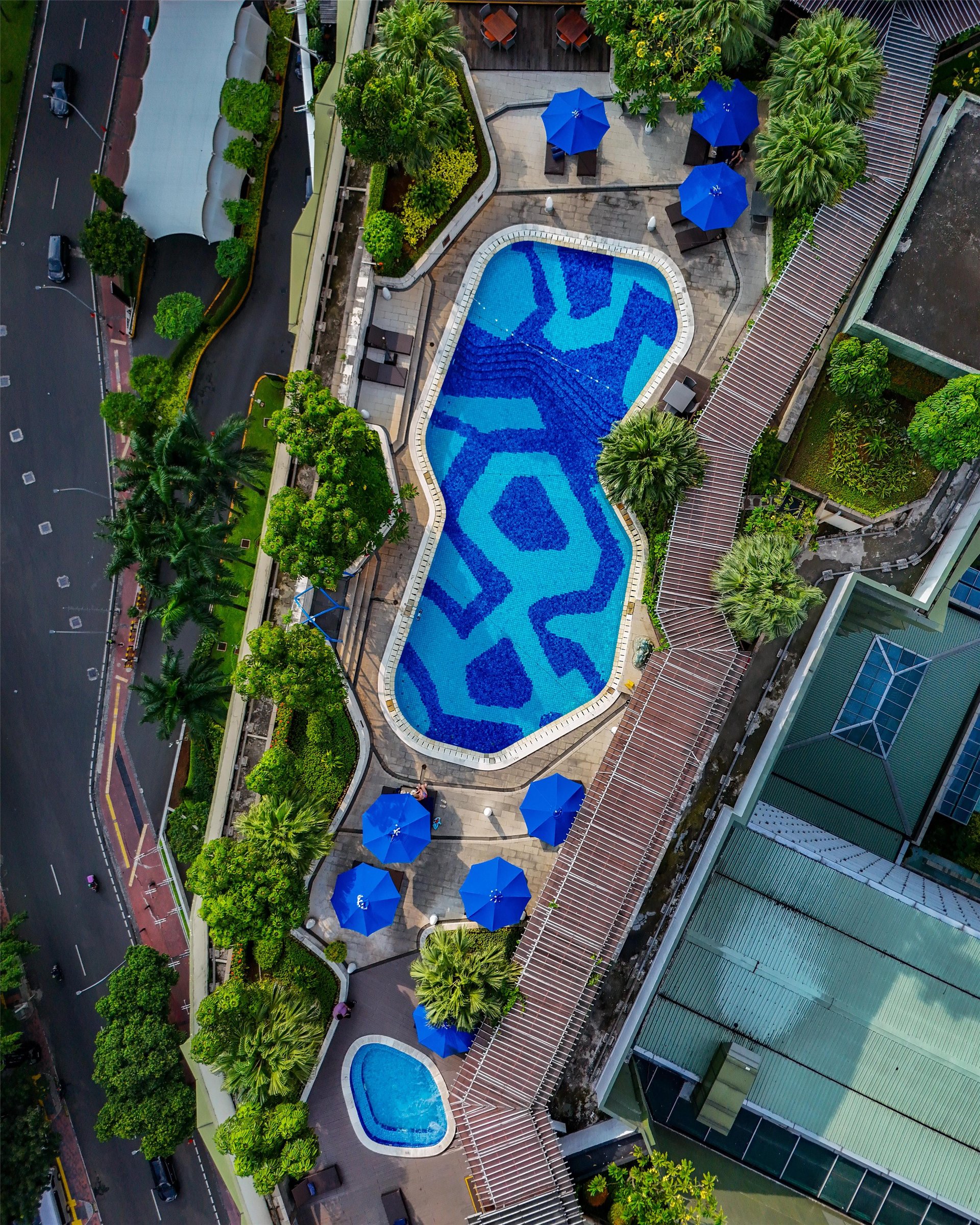 SkyPool & Bar at Hotel Indonesia Kempinski Jakarta