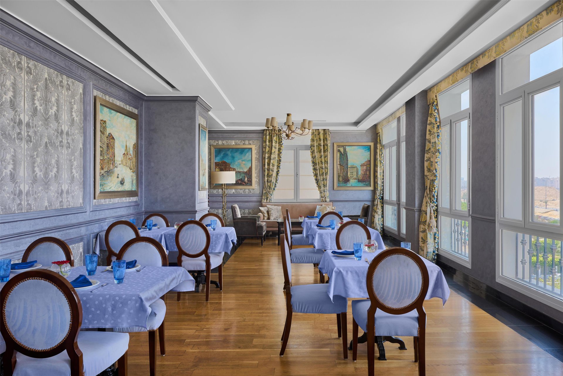 صالة رويال كلوب