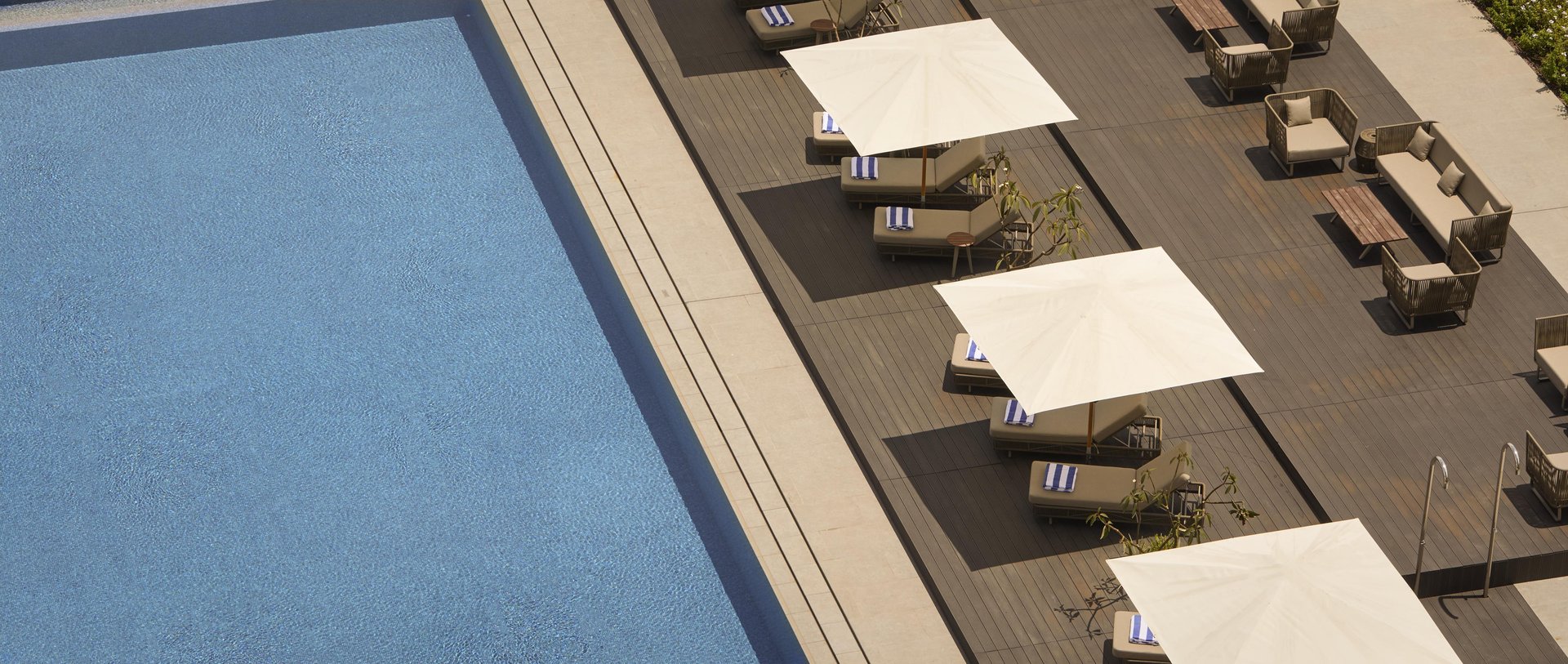 pool-view