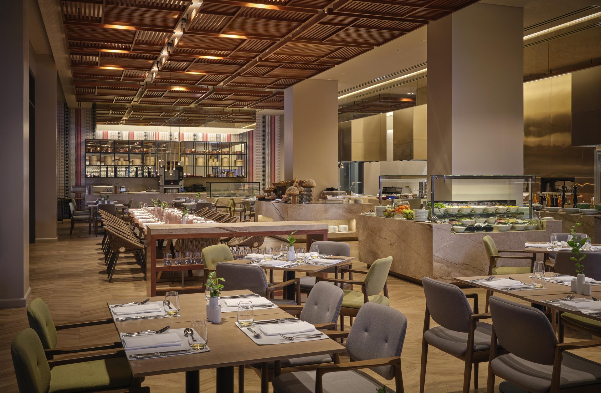 buffet-restaurant-by-night