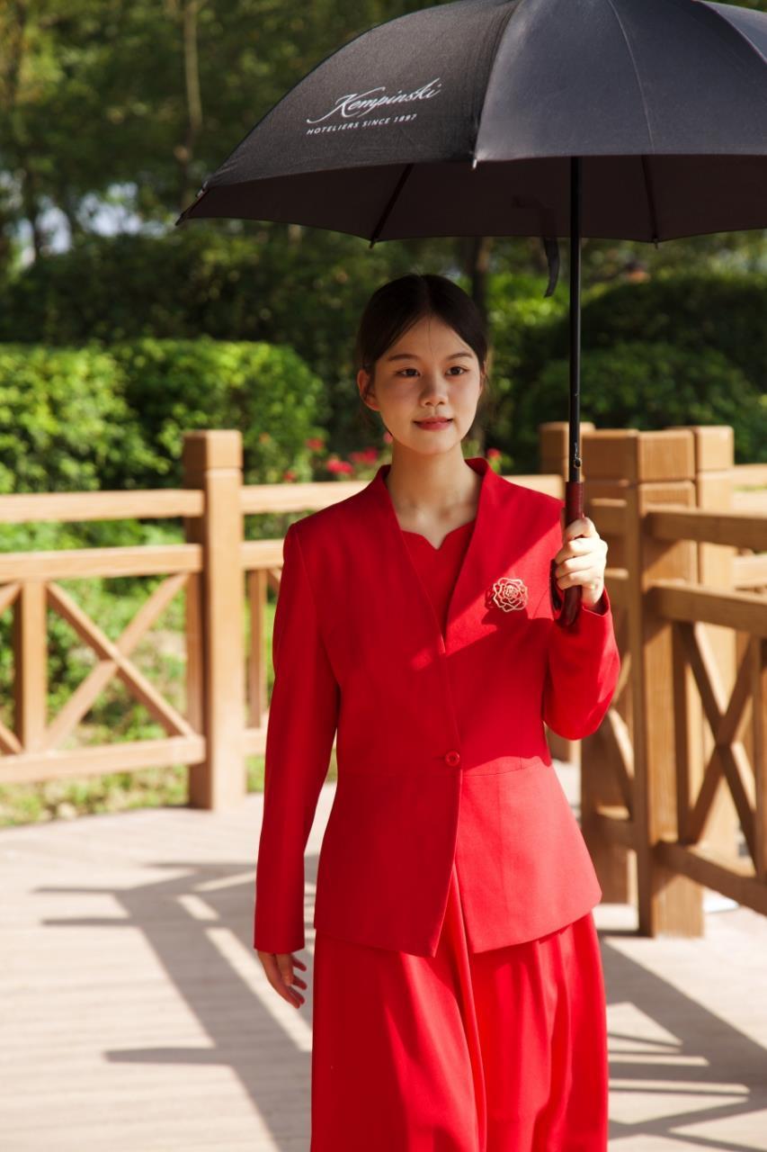 KIFOC1-Lady in Red of Kempinski Hotel Fuzhou in the Flower Park