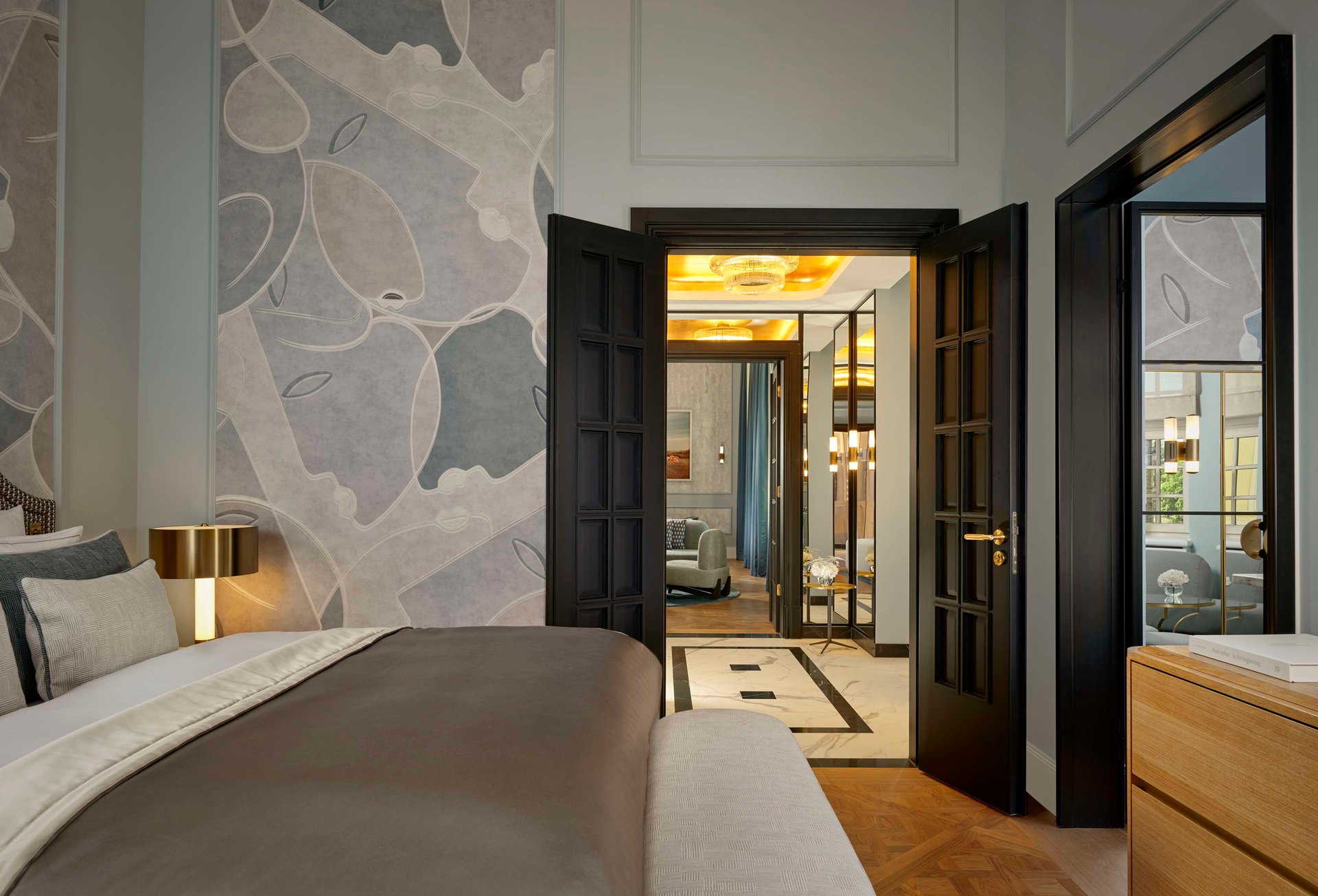 Signature Suite