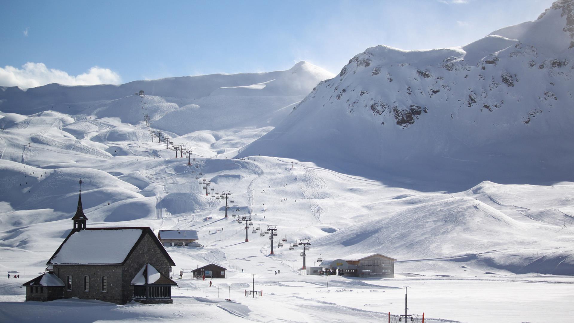 Frutt Lodge - Exterior