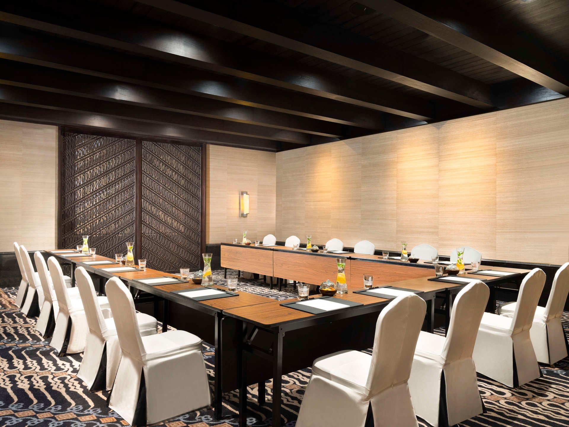 Kawung Meeting Room