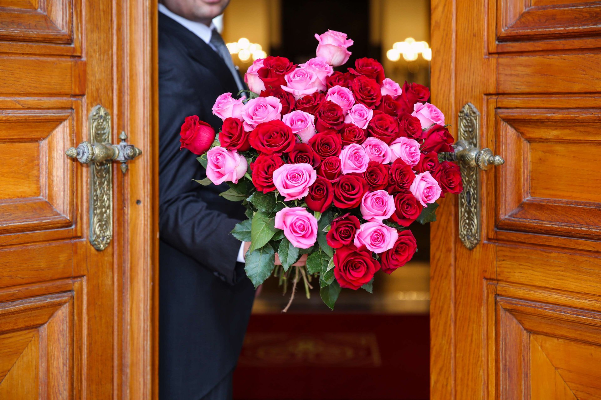 Magnificent and Romantic Valentine’s Day Specials