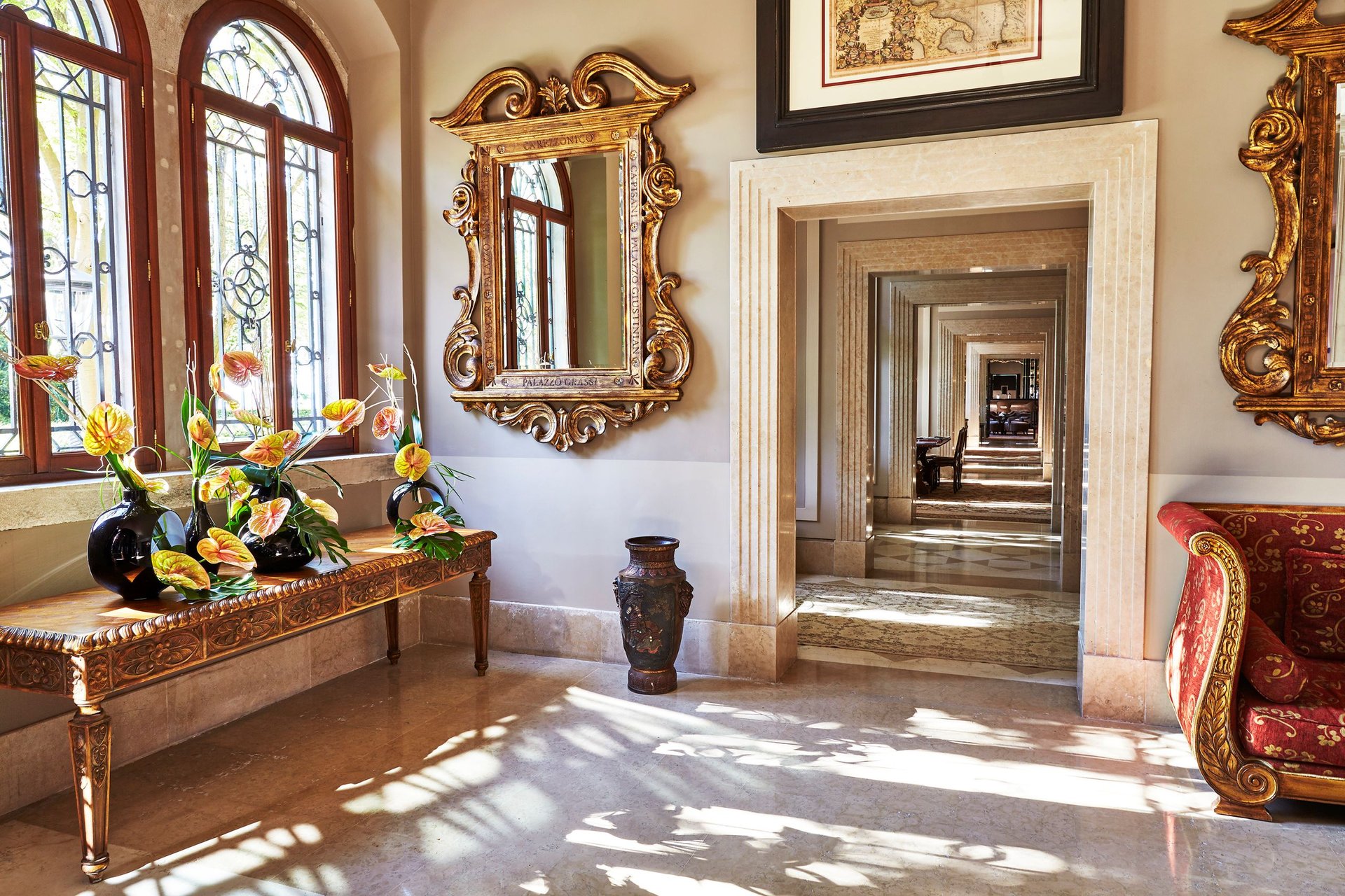 KIVCE2_Hotel Lobby & Imperial Staircases_High Res_18681_rs.jpg