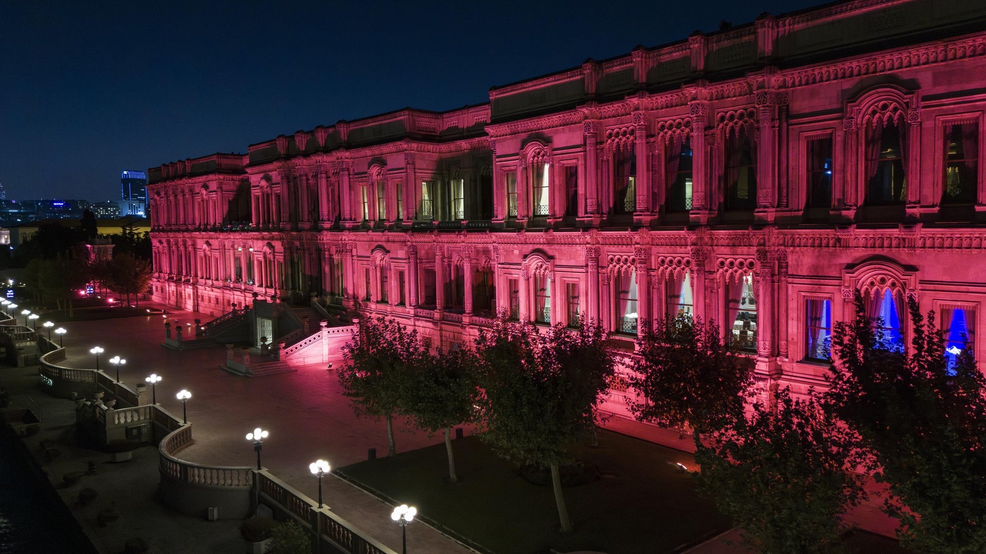 Çırağan Palace & MEMEDER: 11 Years of Breast Cancer Awareness