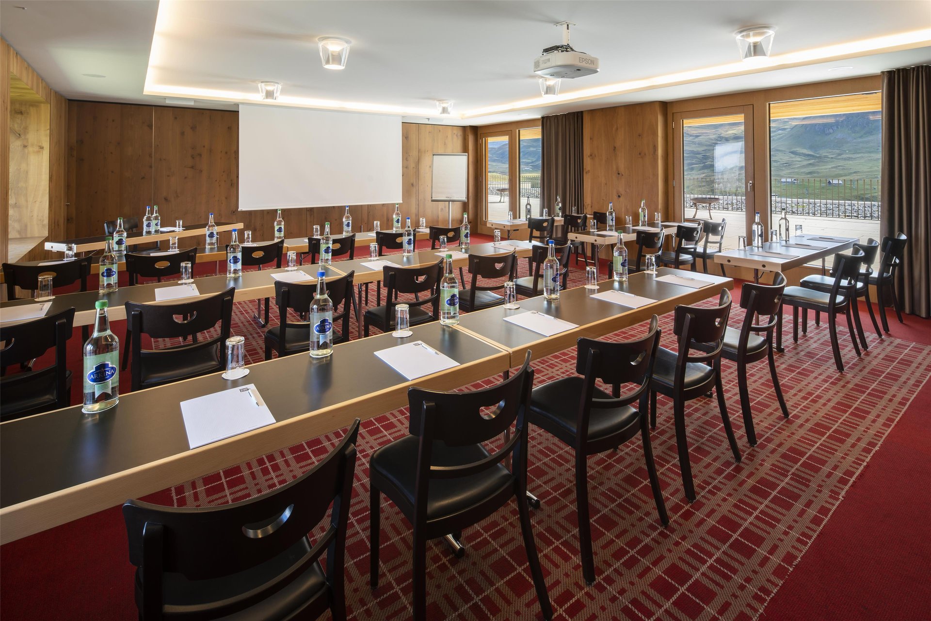 Frutt Lodge - Meeting room