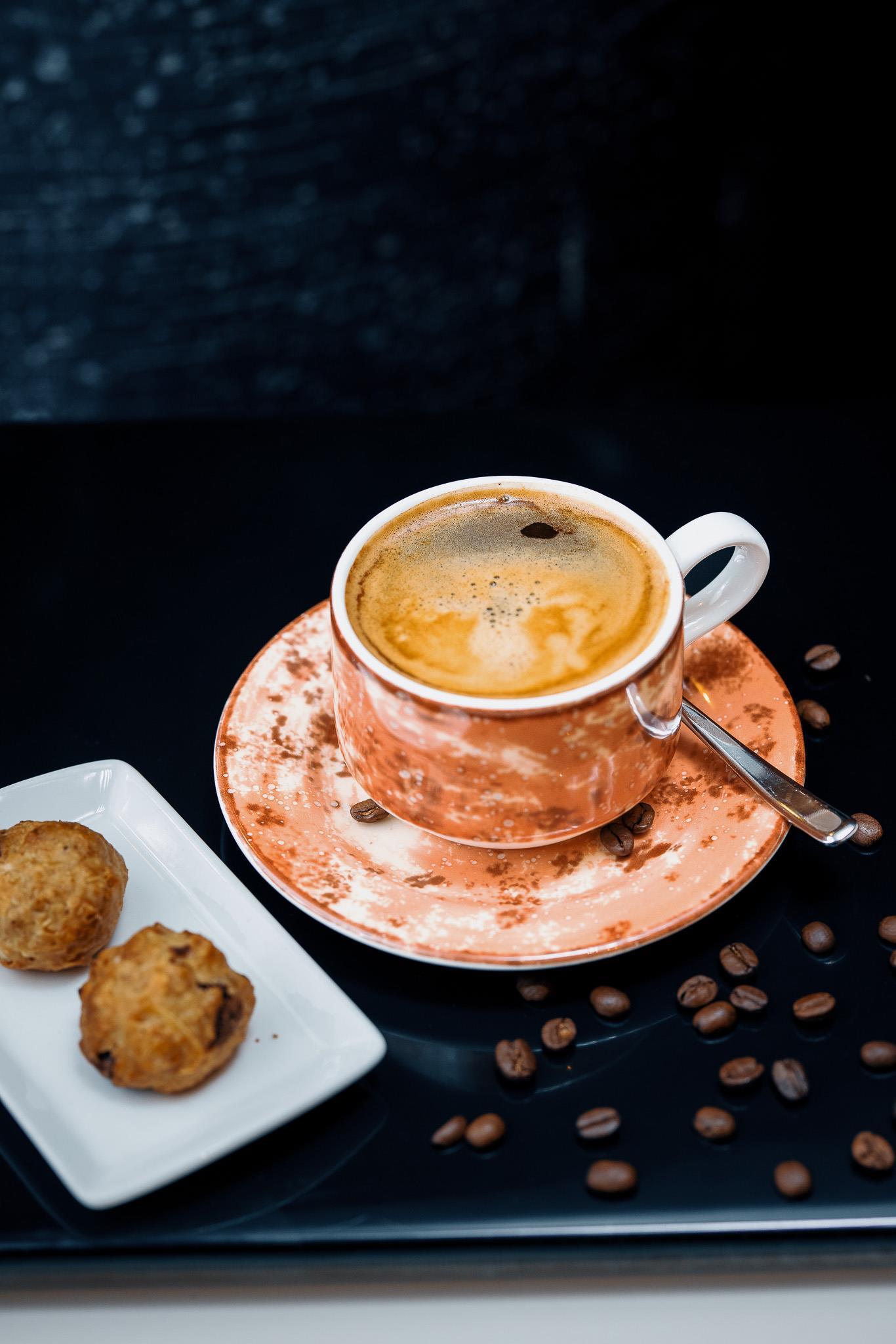 Cafe George & Bakery at Kempinski Hotel Gold Coast City Accra