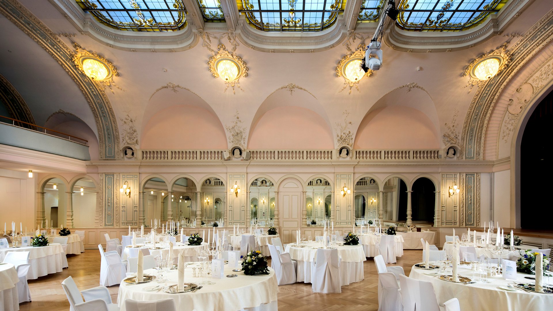 KIBXO1_MeetingEvents-Ballroom-Kursaal_High-Res_19569.jpg