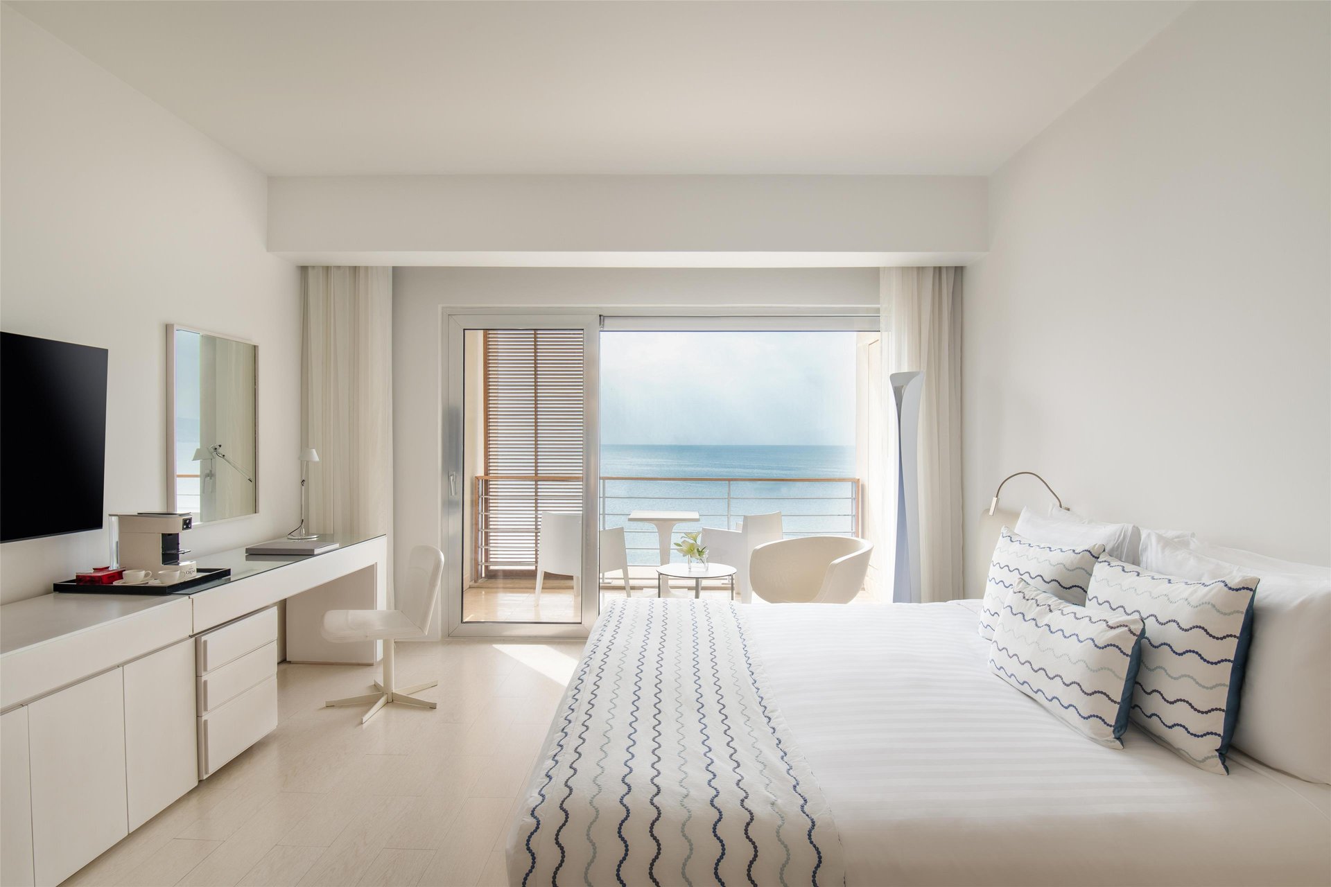 Kempinski Hotel Aqaba - Deluxe Room