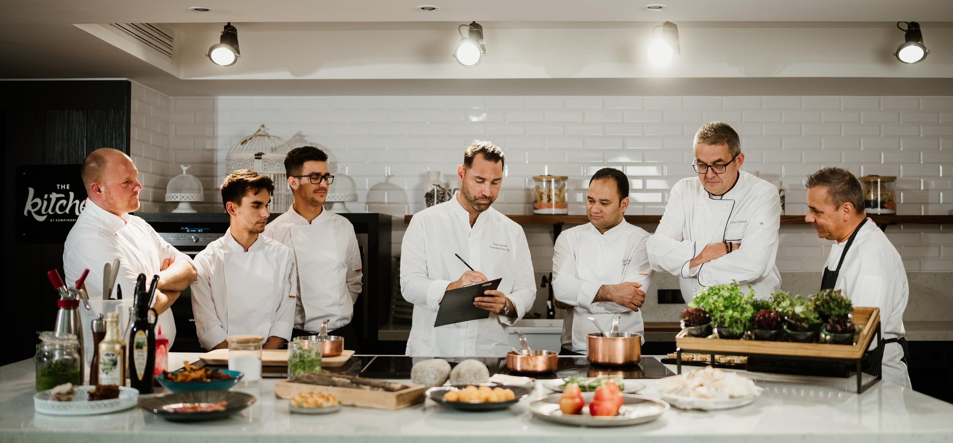The Kitchen Caters Team provides high-quality catering food in and around Budapest